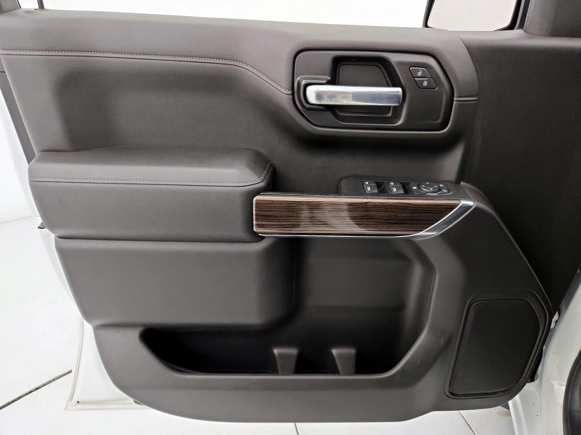 Thumbnail: 2021 Chevrolet Silverado 1500 - 12