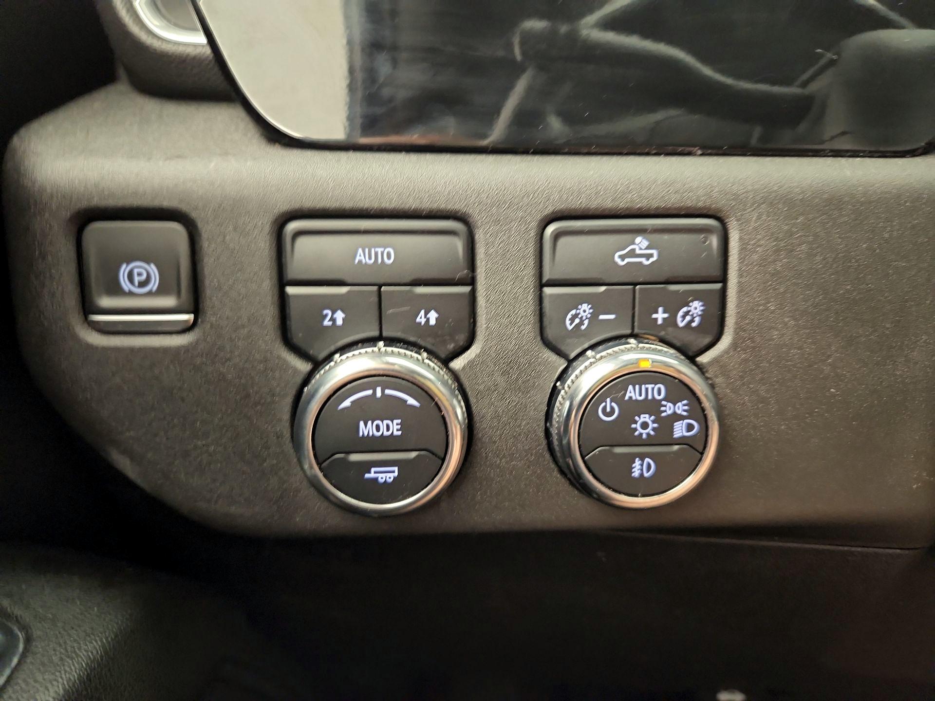 Thumbnail: 2023 GMC Sierra 1500 - 13