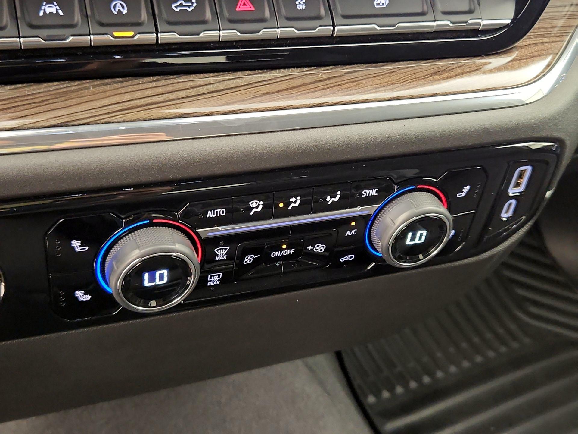 Thumbnail: 2024 Chevrolet Silverado 1500 - 16