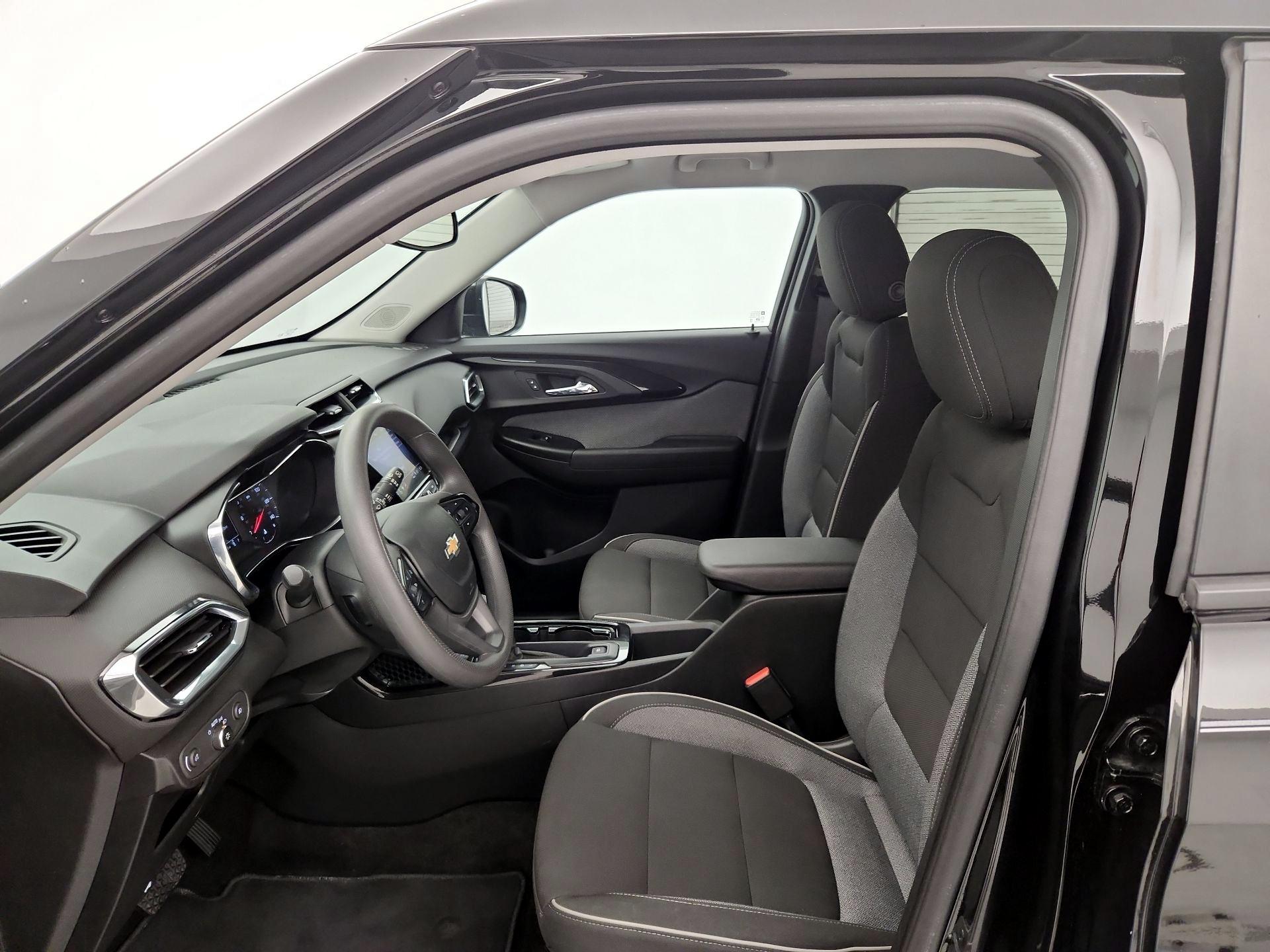 Thumbnail: 2022 Chevrolet TrailBlazer - 11