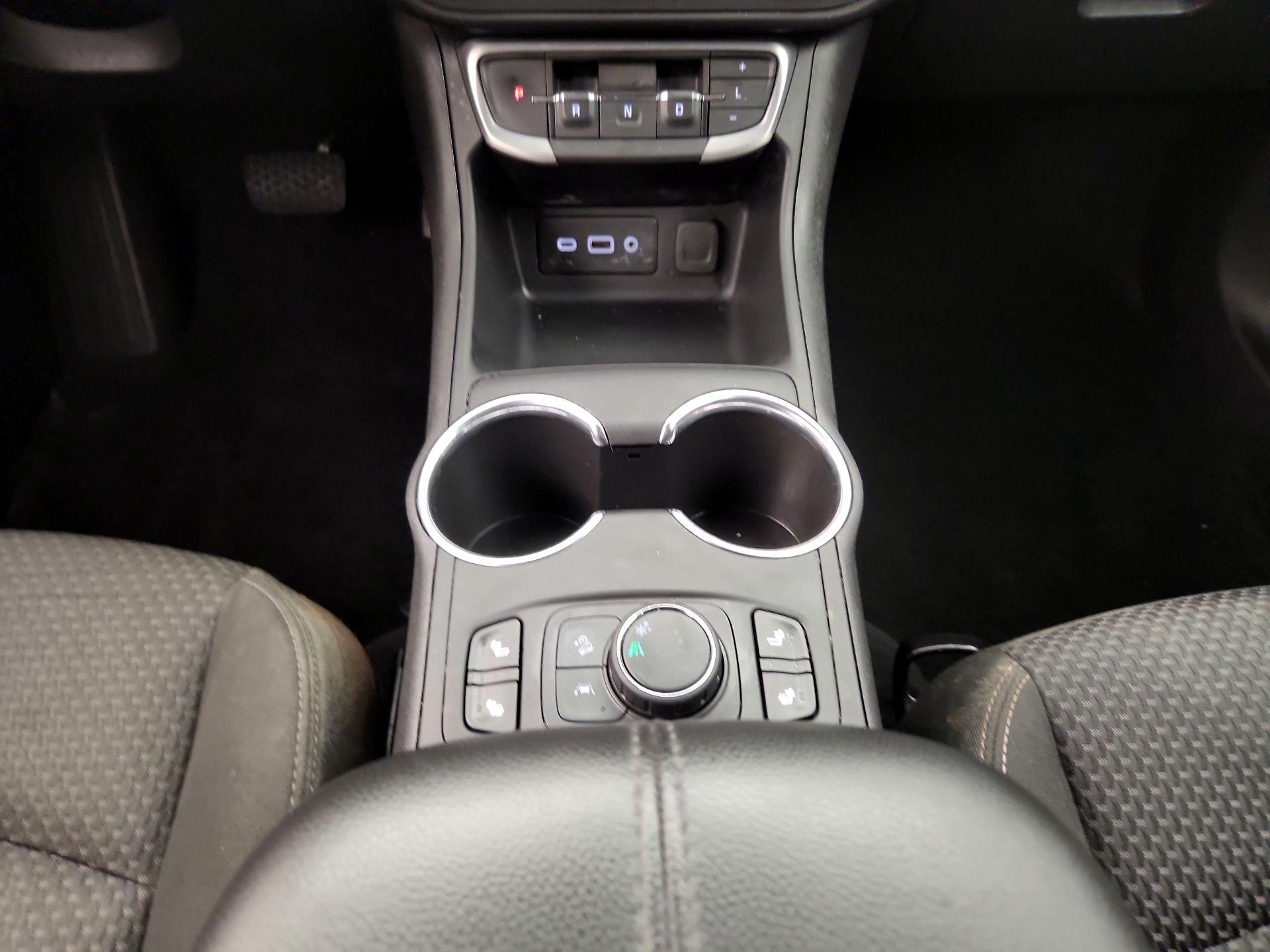 Thumbnail: 2023 GMC Terrain - 17
