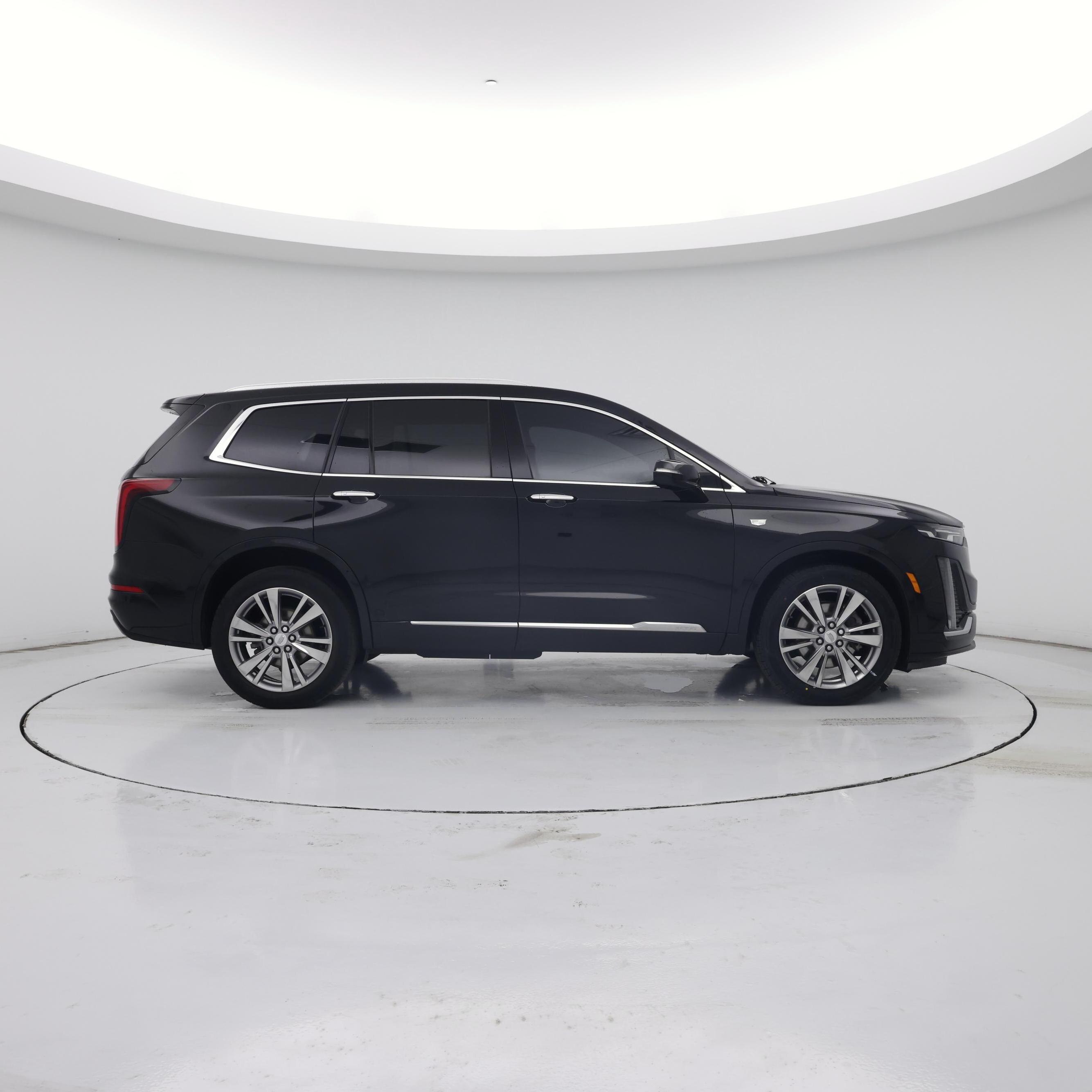 Thumbnail: 2023 Cadillac XT6 - 7