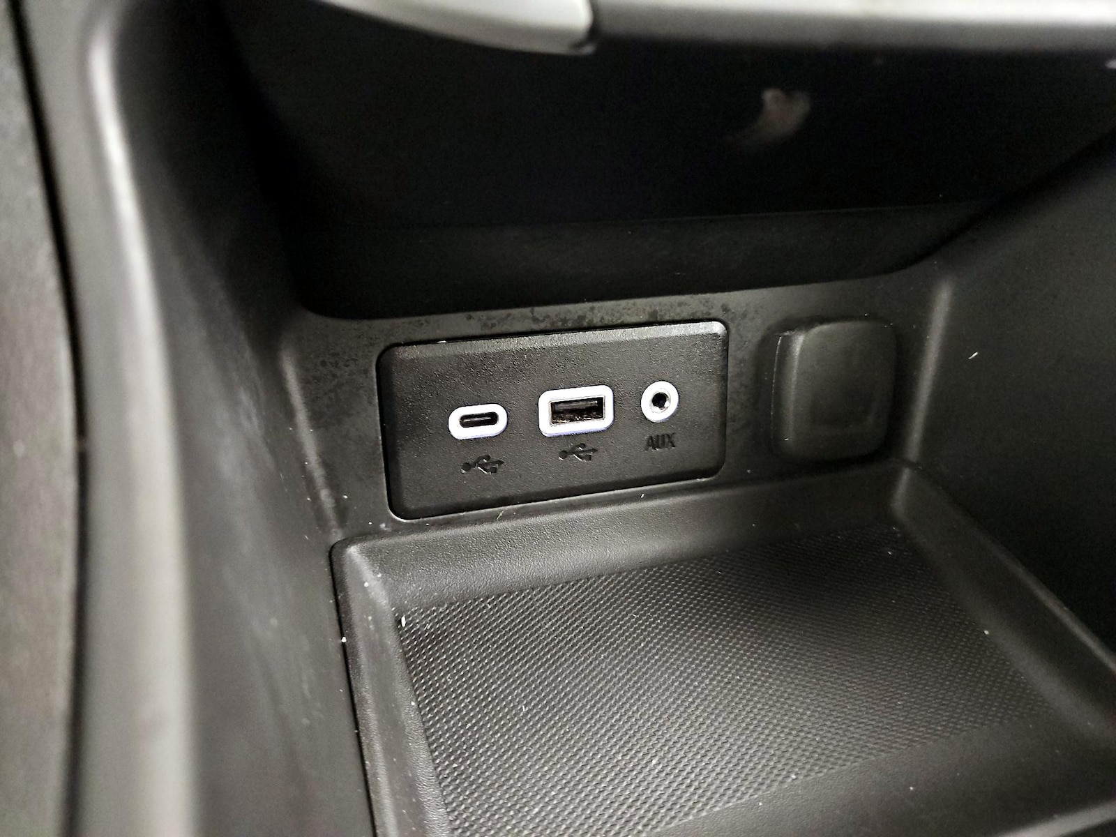 2023 GMC Terrain SLE - Photo 17