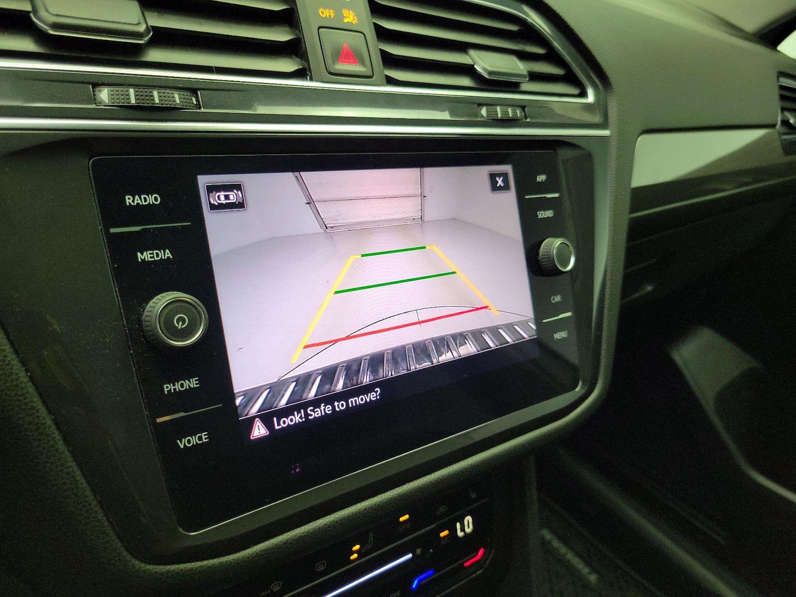 2023 Volkswagen Tiguan SE - Photo 15