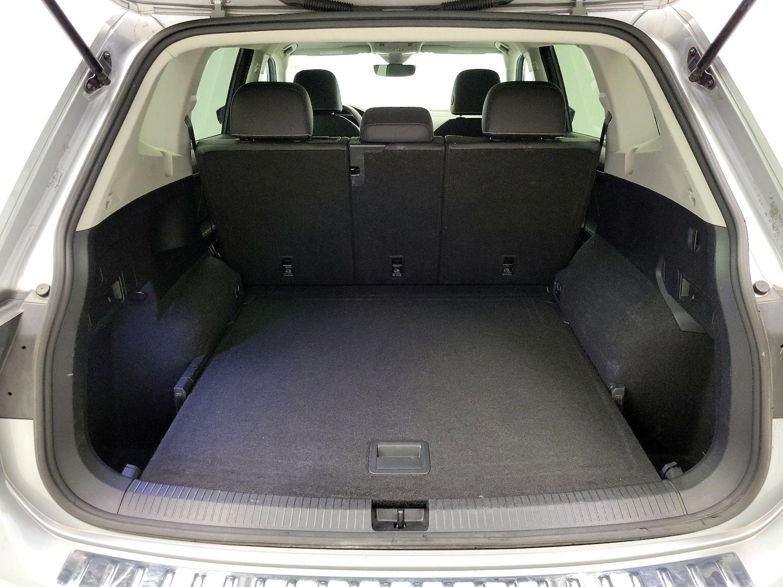 2023 Volkswagen Tiguan SE - Photo 22
