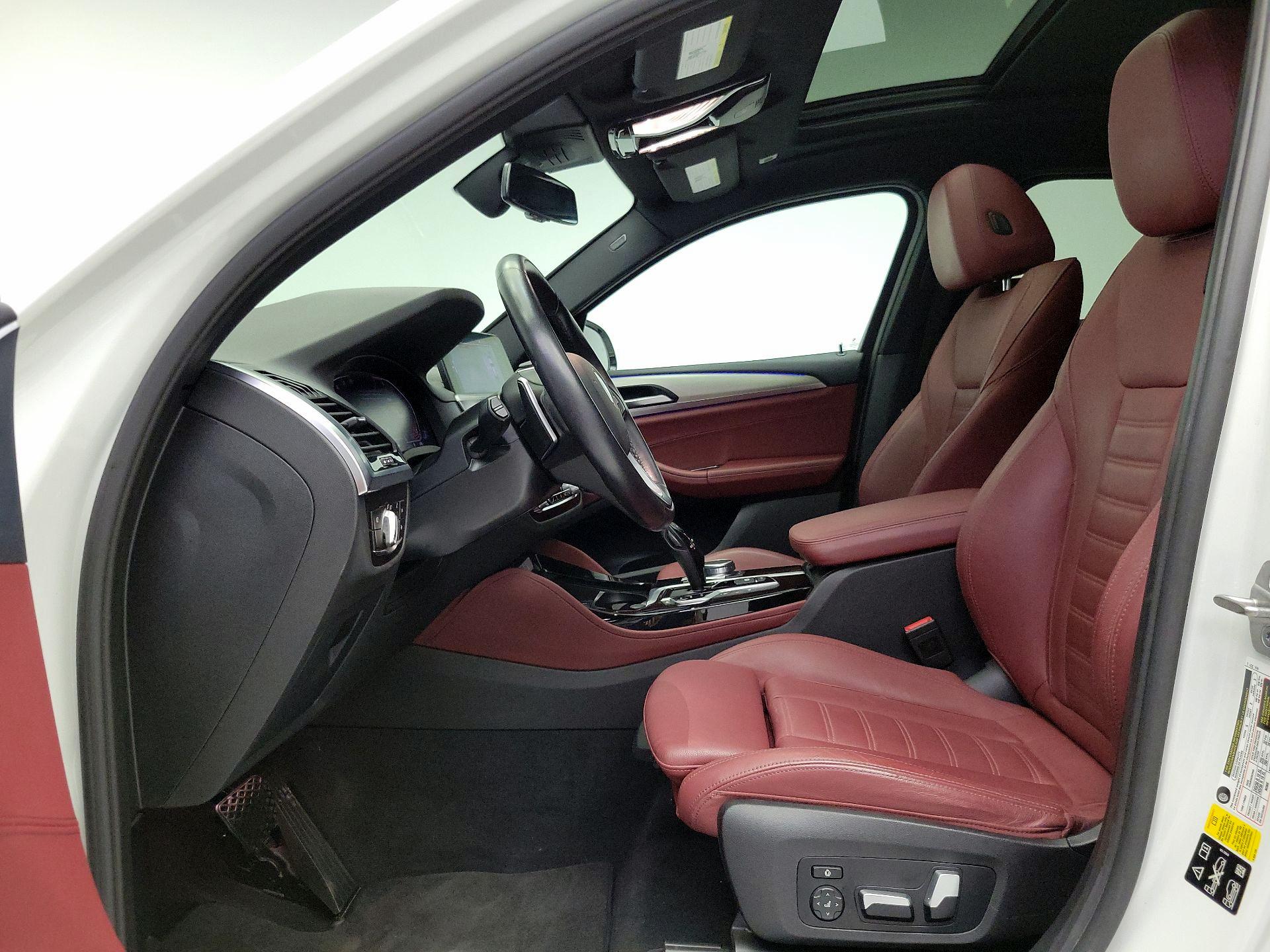 Thumbnail: 2021 BMW X4 - 11