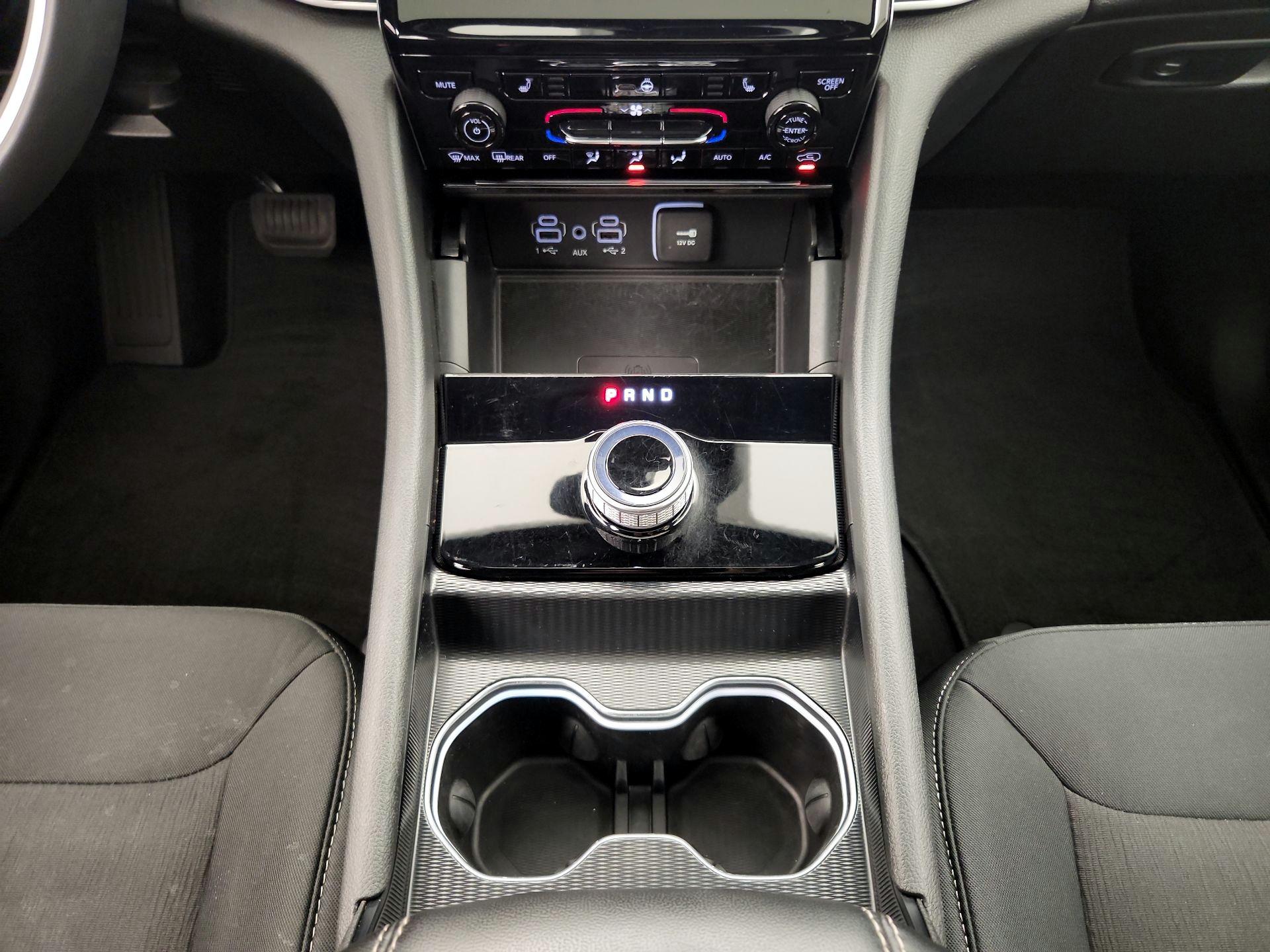 Thumbnail: 2024 Jeep Grand Cherokee L - 17