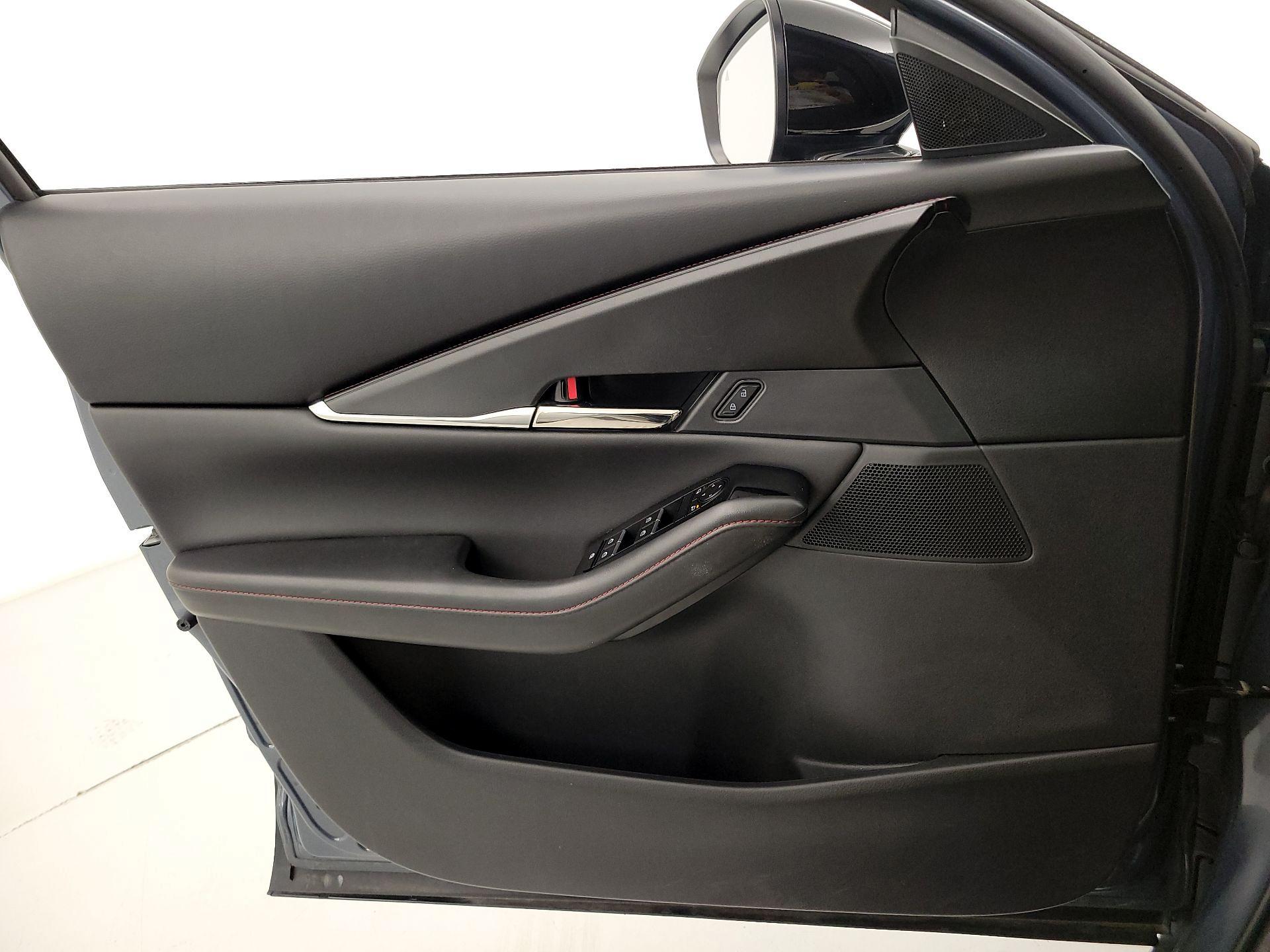 Thumbnail: 2023 Mazda CX-30 - 12
