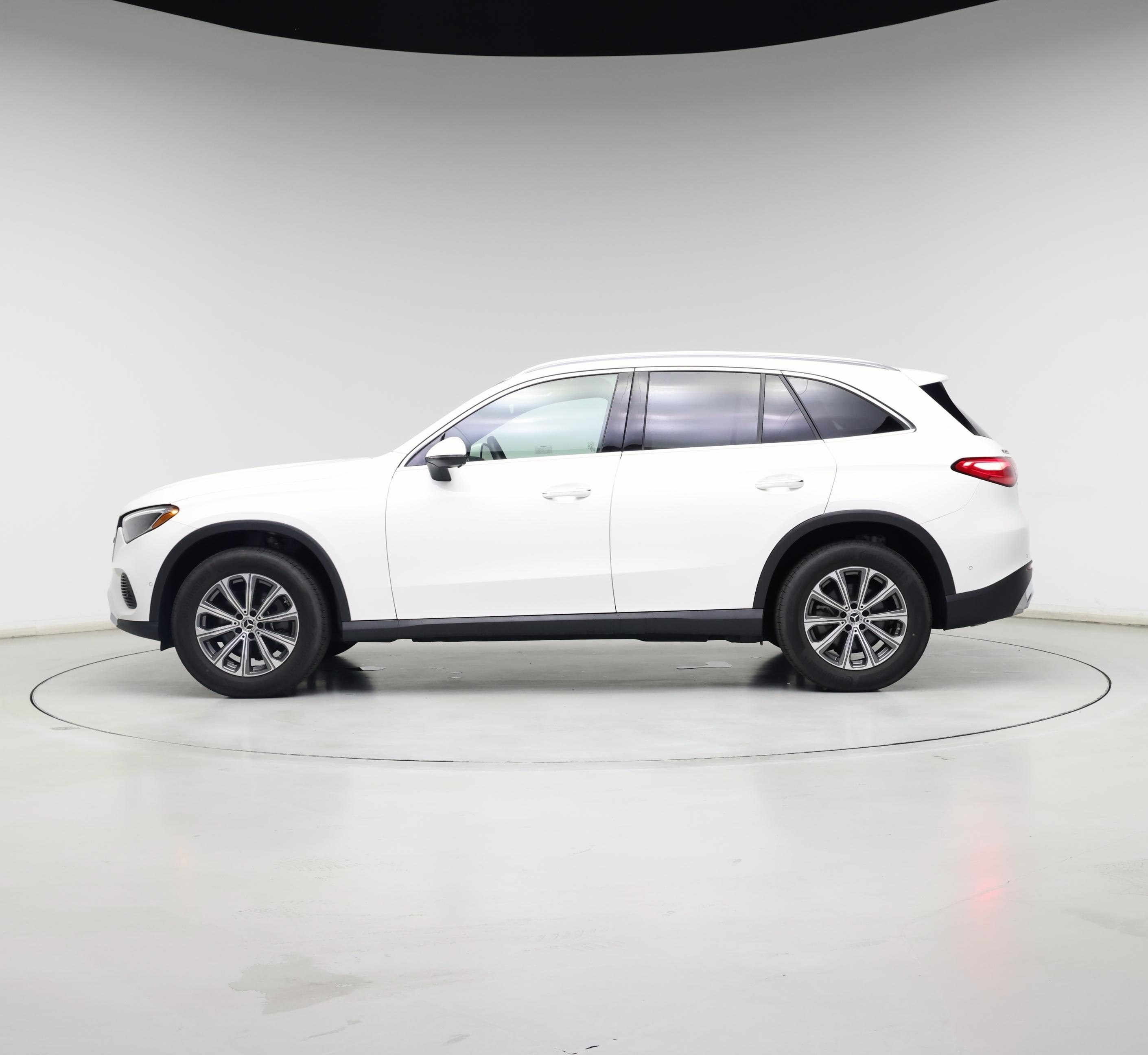 Thumbnail: 2024 Mercedes-Benz GLC - 3