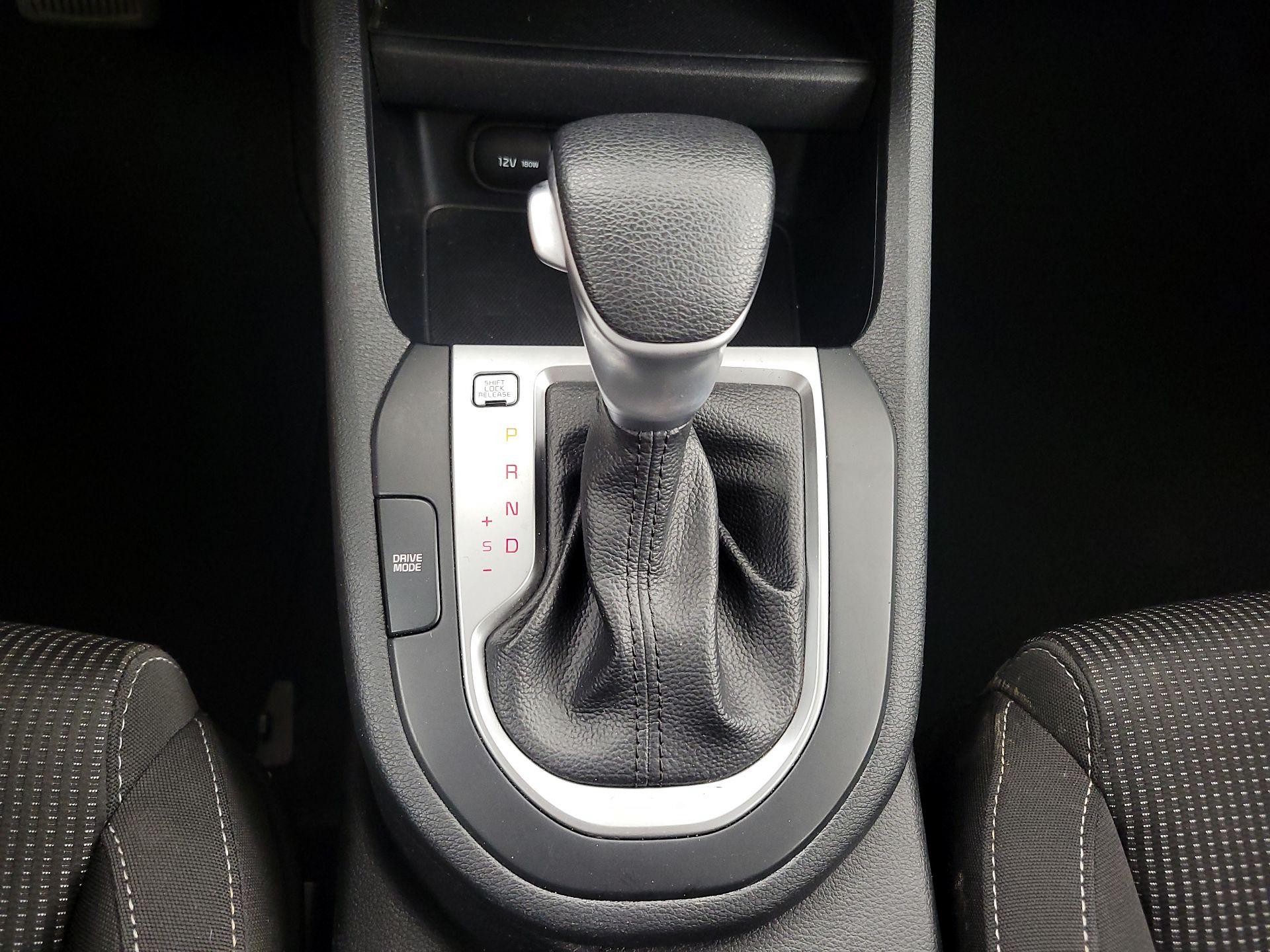 Thumbnail: 2021 Kia Forte - 17