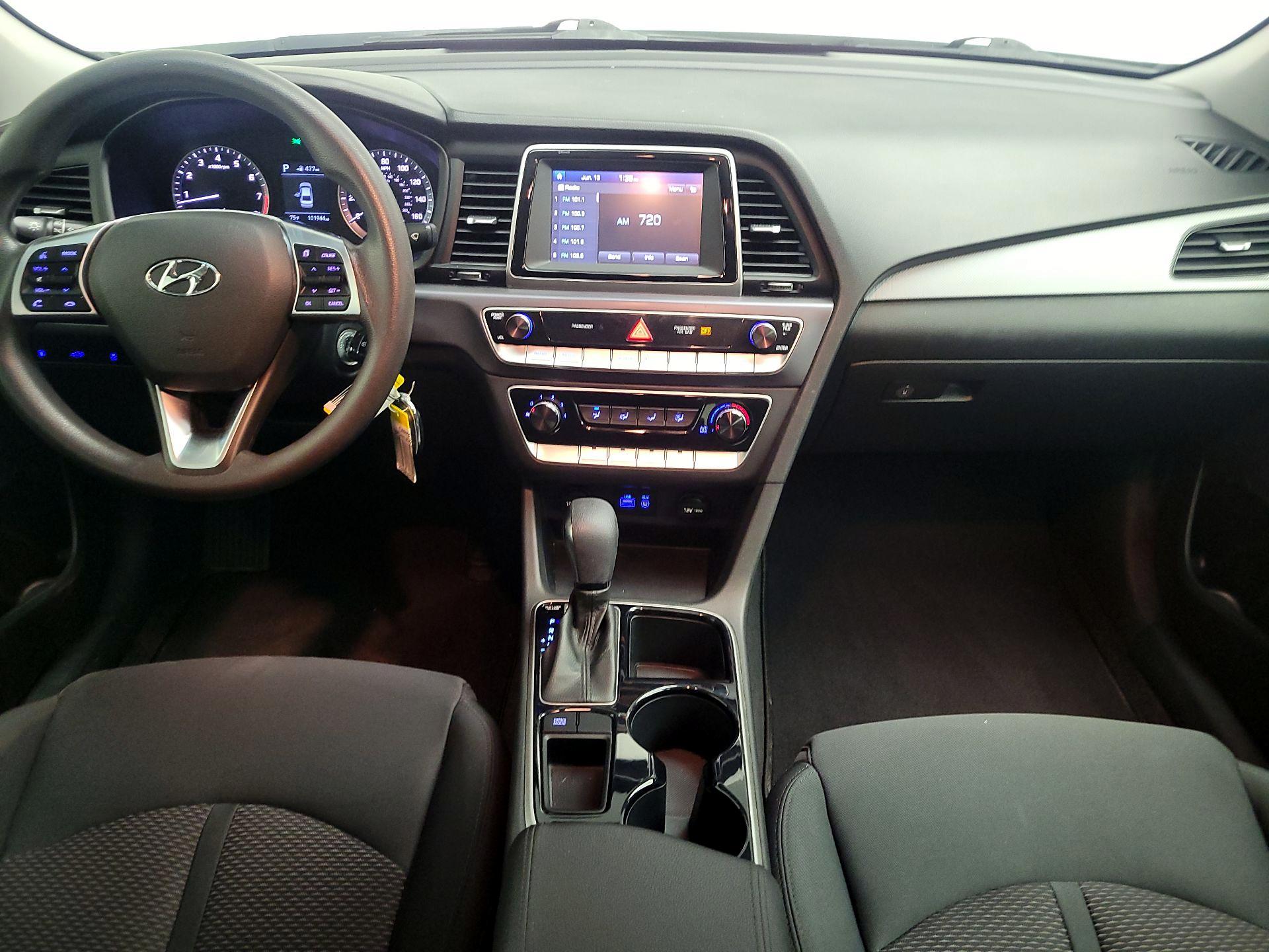 Thumbnail: 2019 Hyundai Sonata - 18