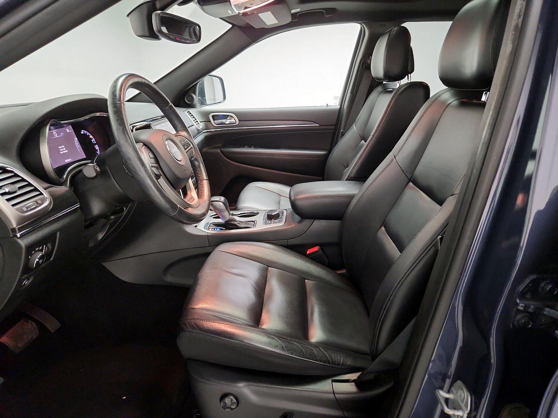 Thumbnail: 2019 Jeep Grand Cherokee - 11