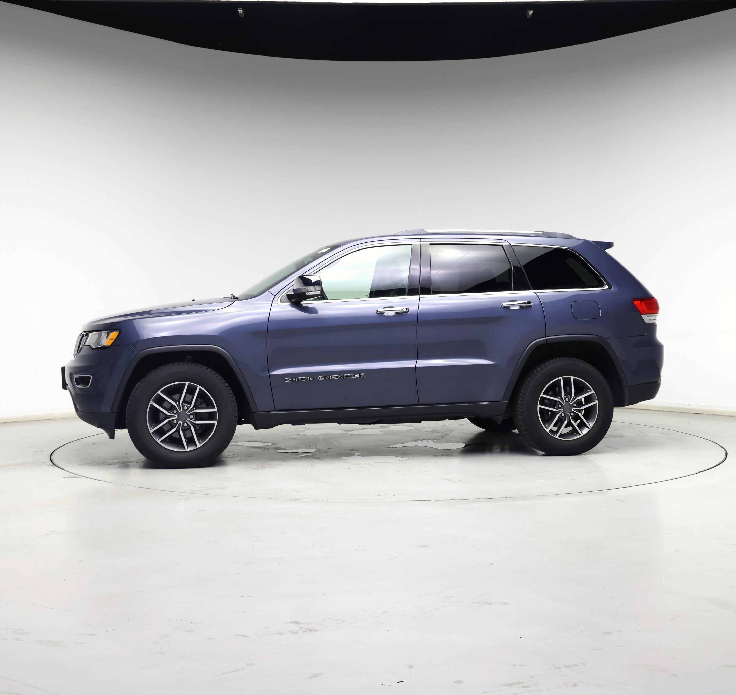 Thumbnail: 2019 Jeep Grand Cherokee - 3