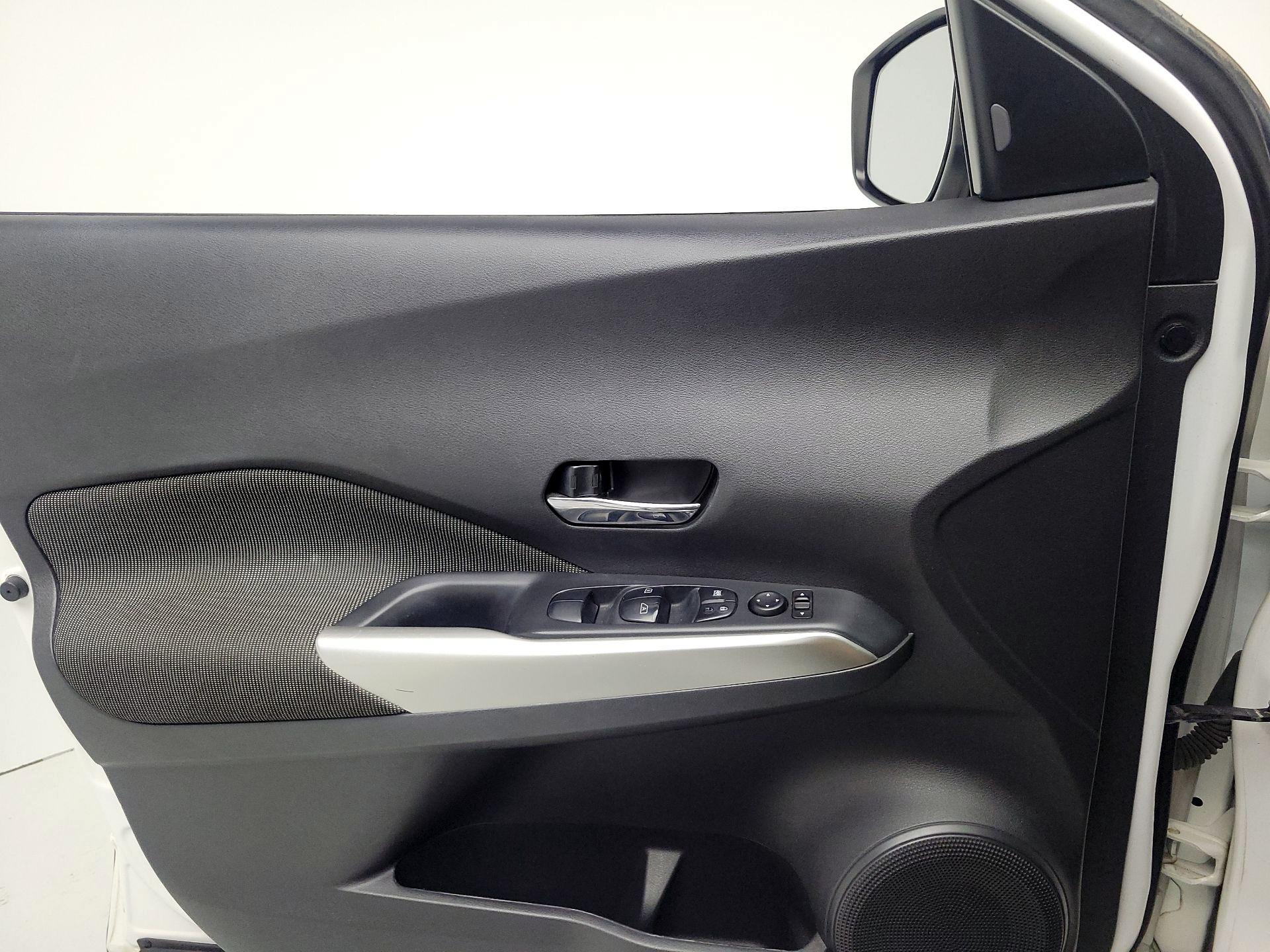 Thumbnail: 2018 Nissan Kicks - 12