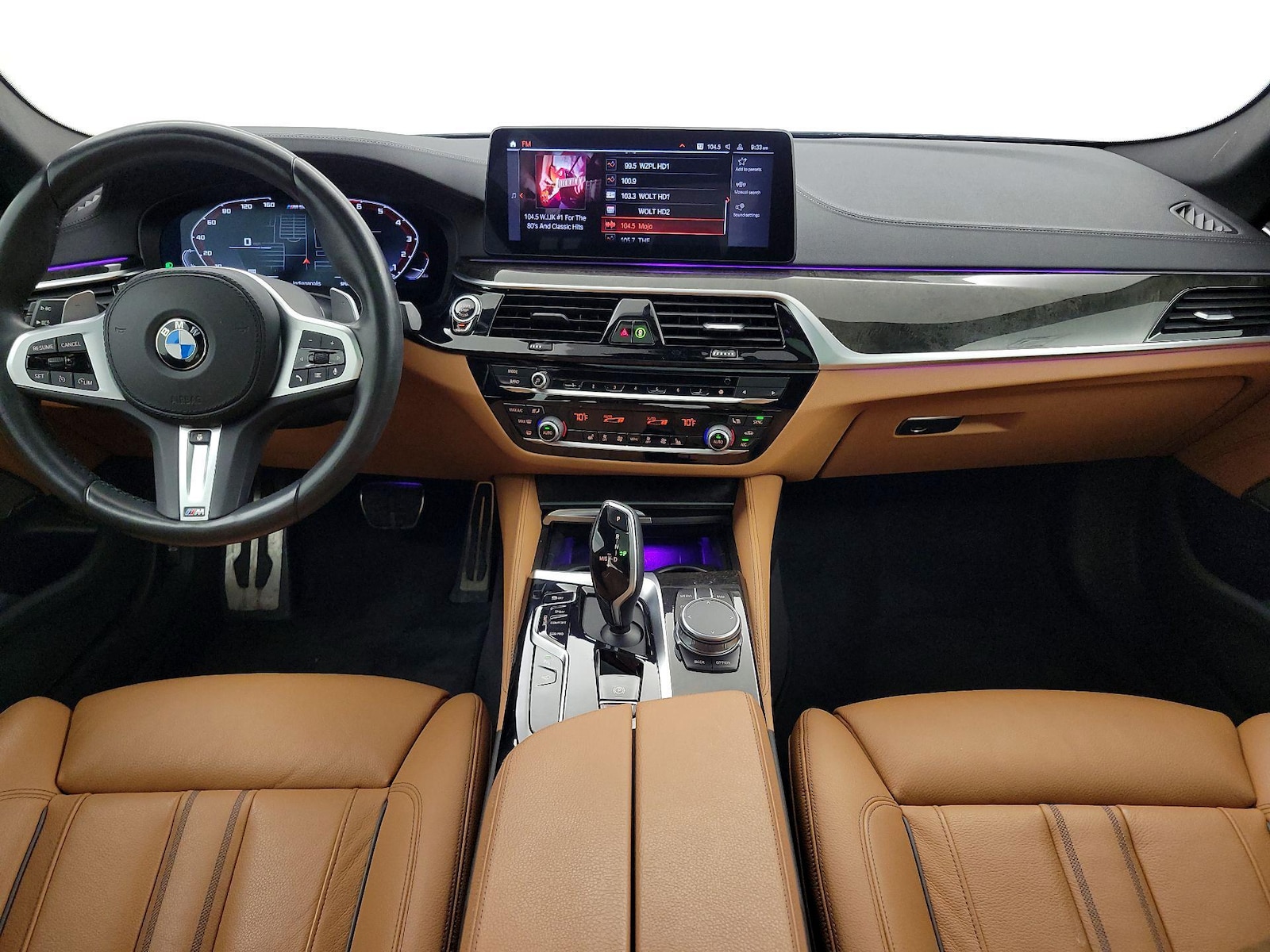 2021 BMW 5 Series M550i - Photo 10