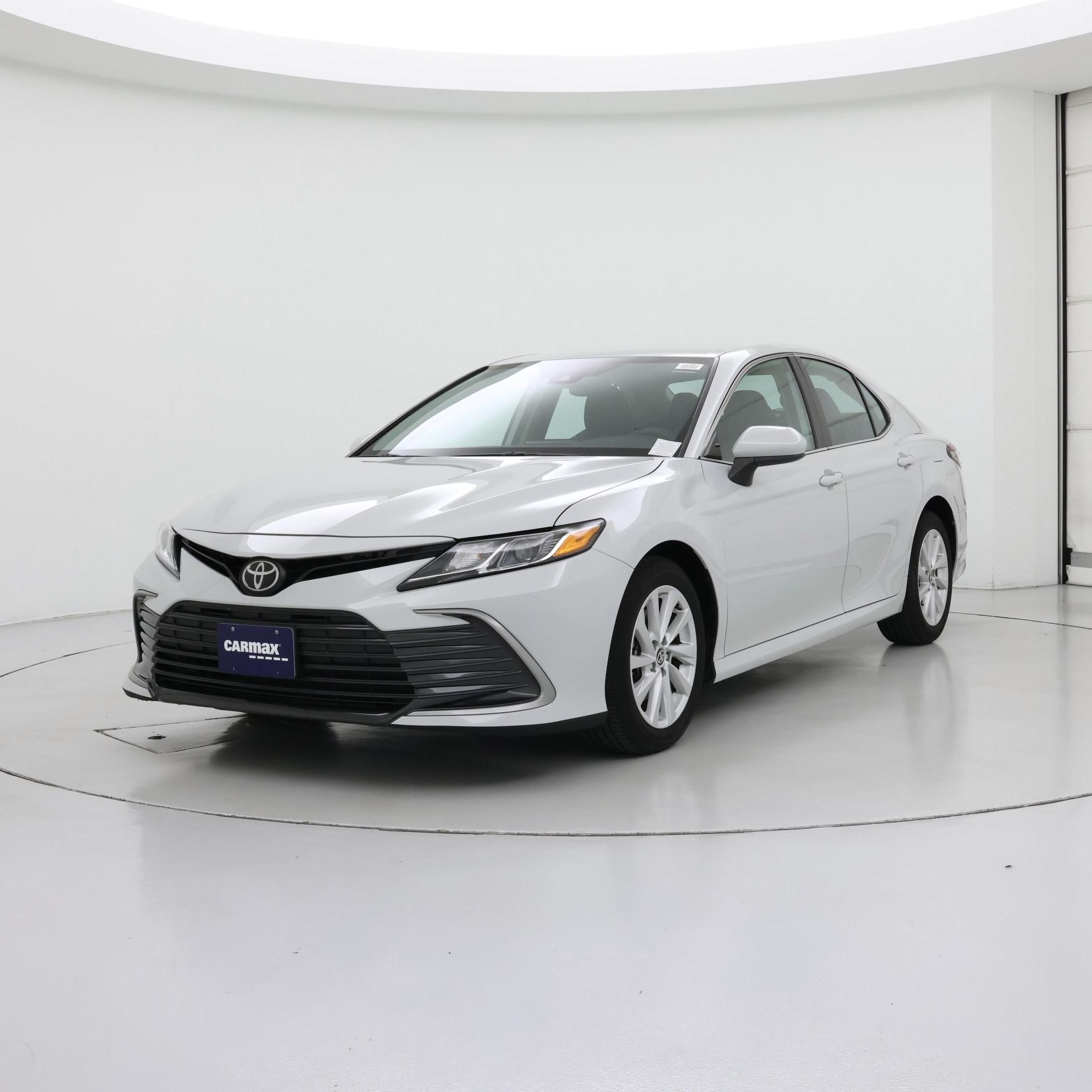 Thumbnail: 2022 Toyota Camry - 4