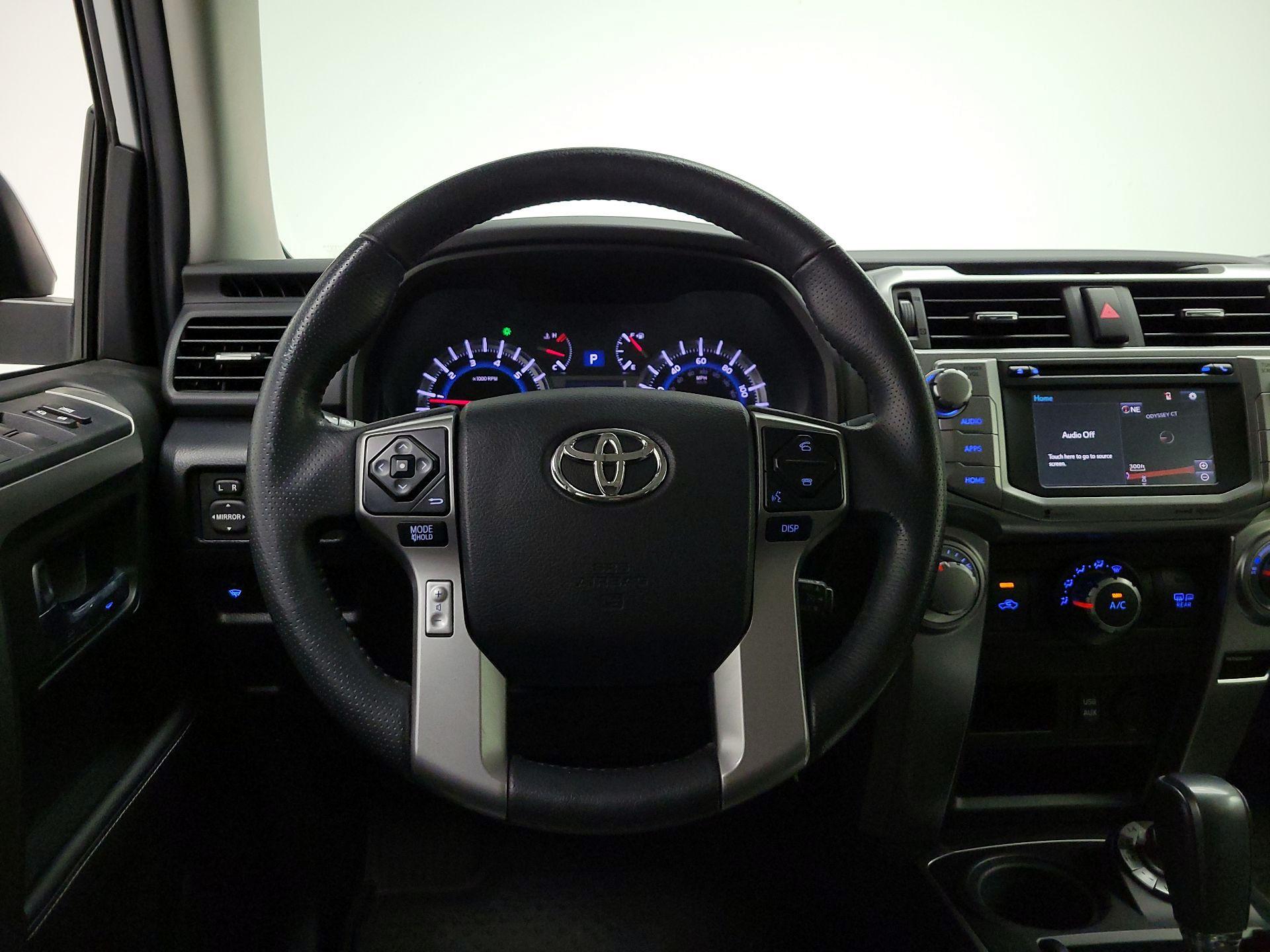 Thumbnail: 2018 Toyota 4Runner - 10