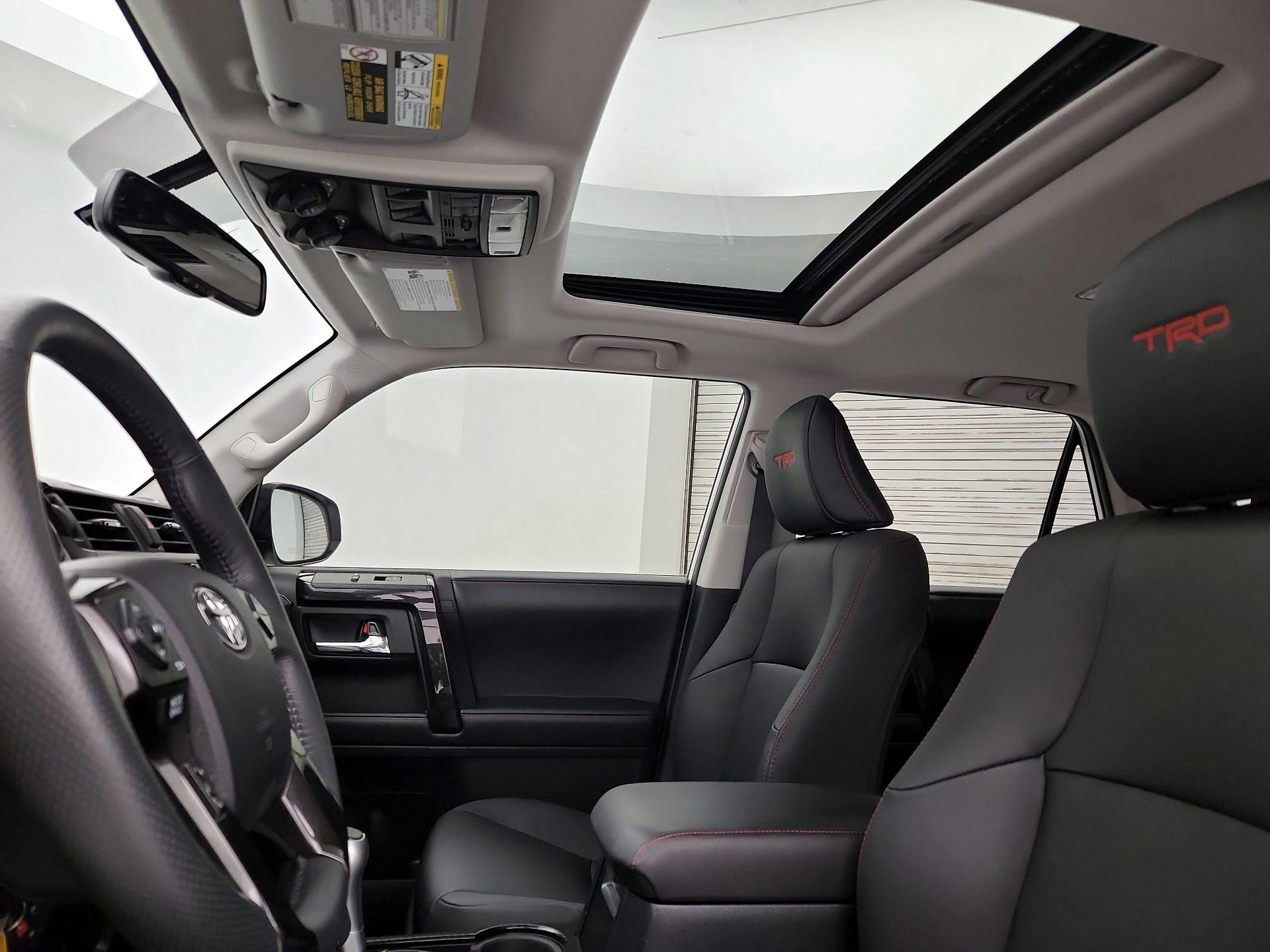 Thumbnail: 2019 Toyota 4Runner - 20