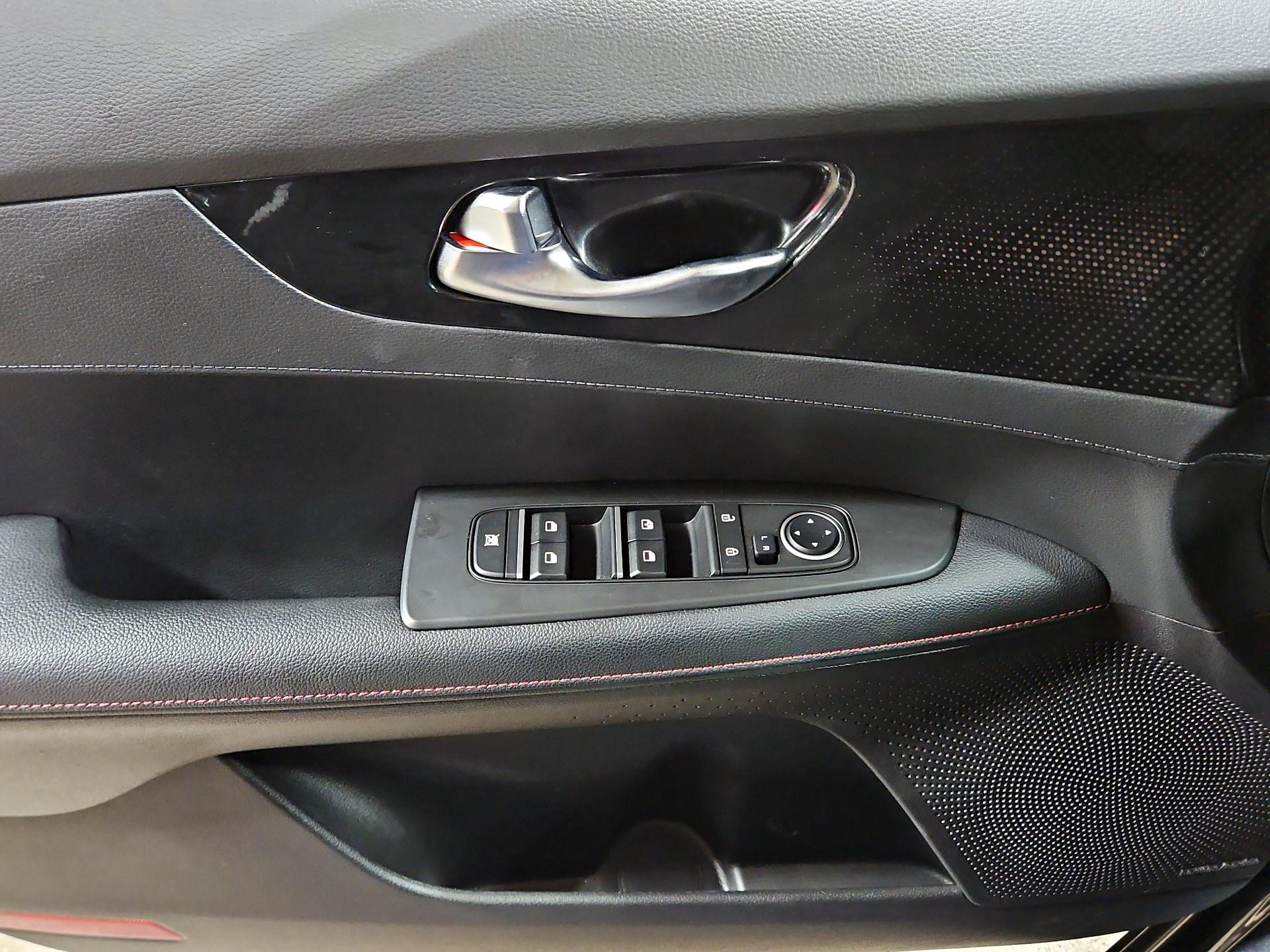 Thumbnail: 2023 Kia Forte - 10