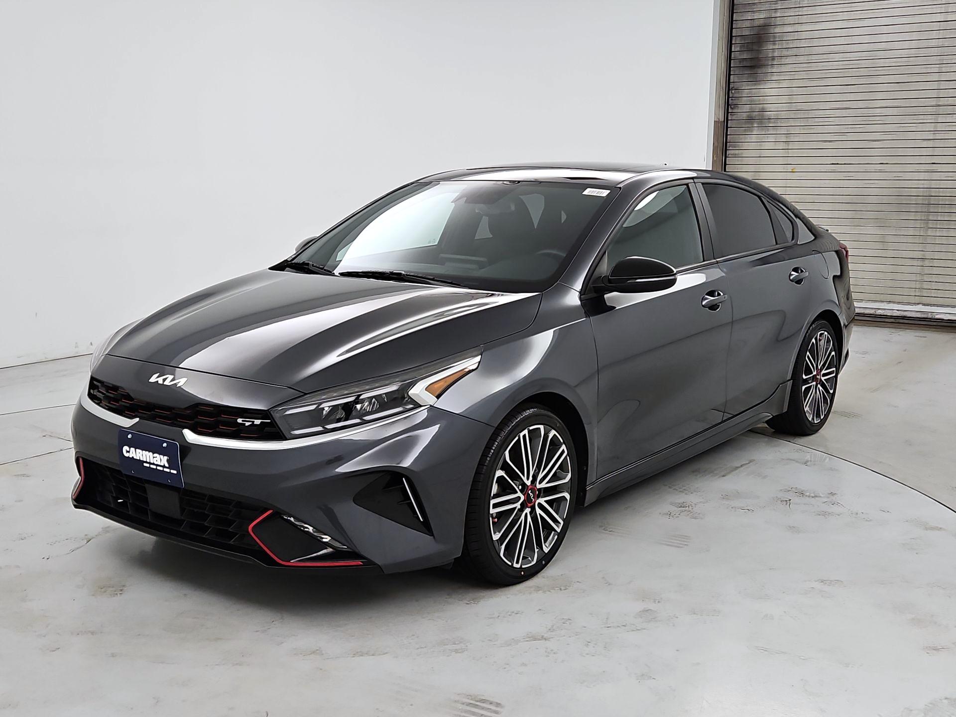 Thumbnail: 2023 Kia Forte - 3