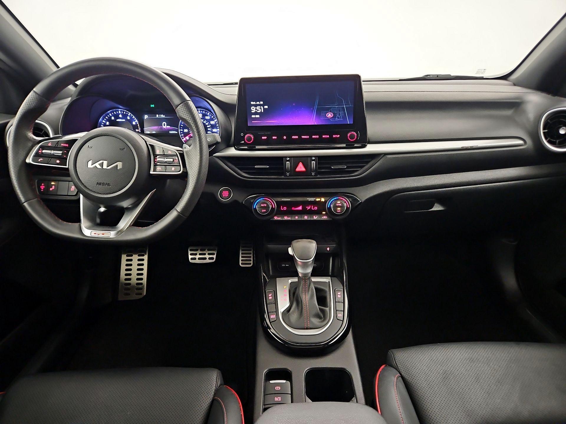 Thumbnail: 2023 Kia Forte - 8