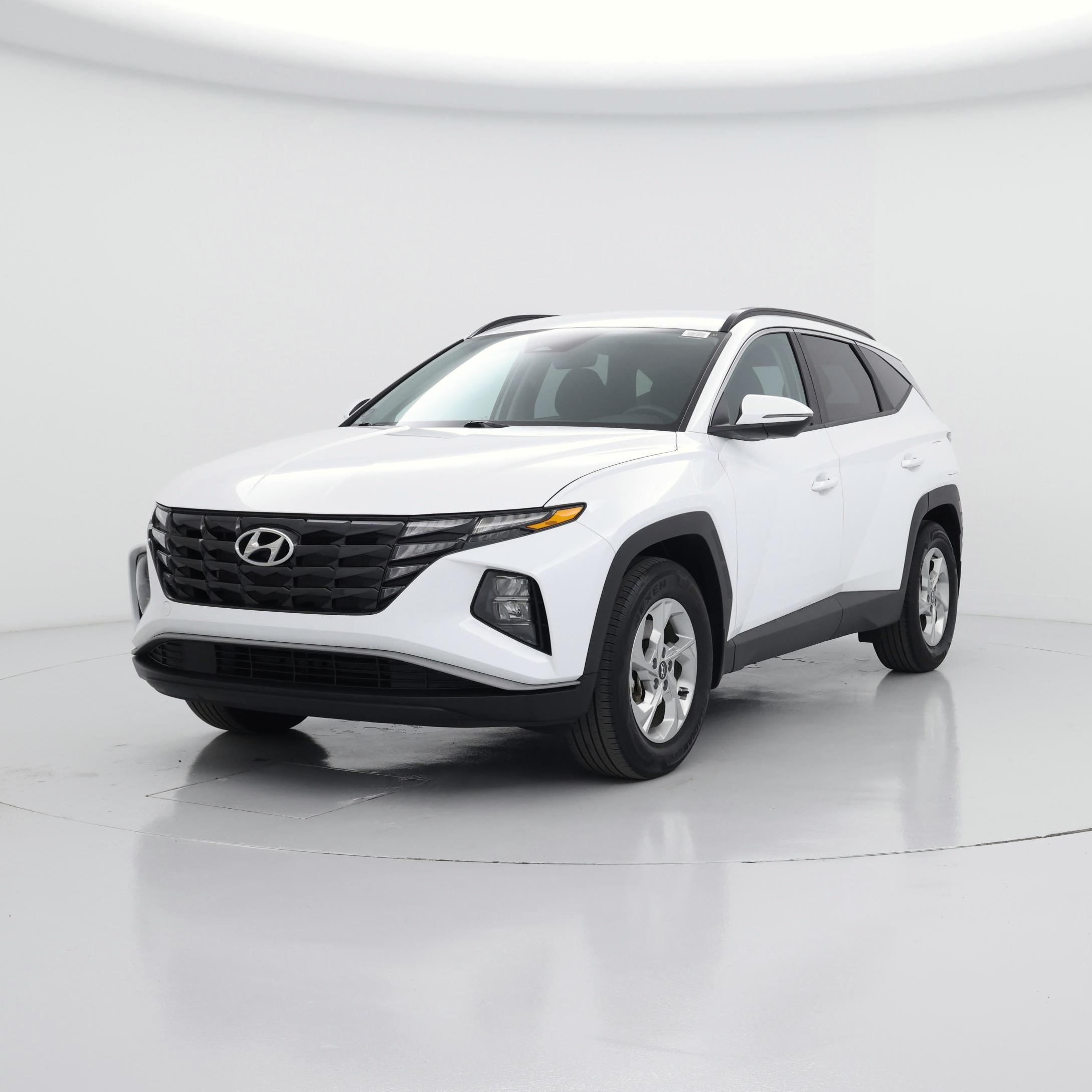 Thumbnail: 2023 Hyundai Tucson - 4