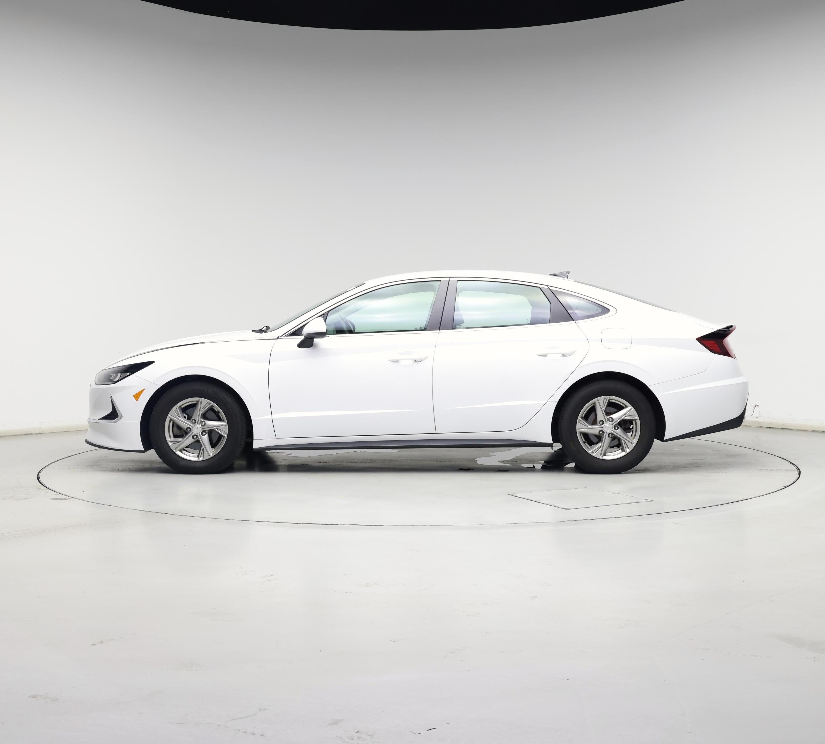 Thumbnail: 2021 Hyundai Sonata - 3