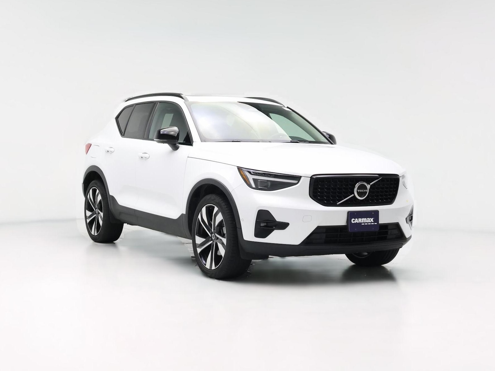 2024 Volvo XC40