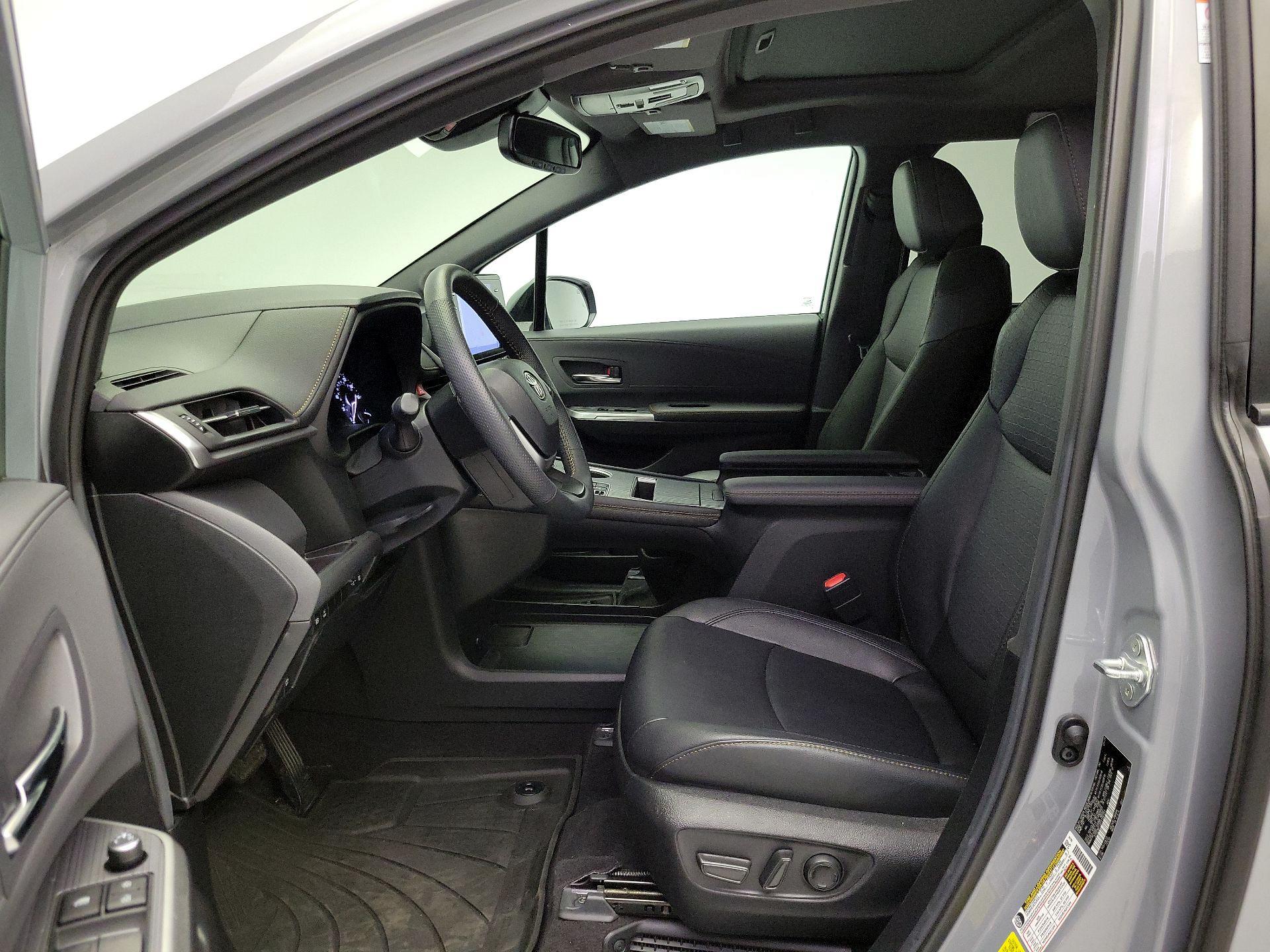 Thumbnail: 2024 Toyota Sienna - 11