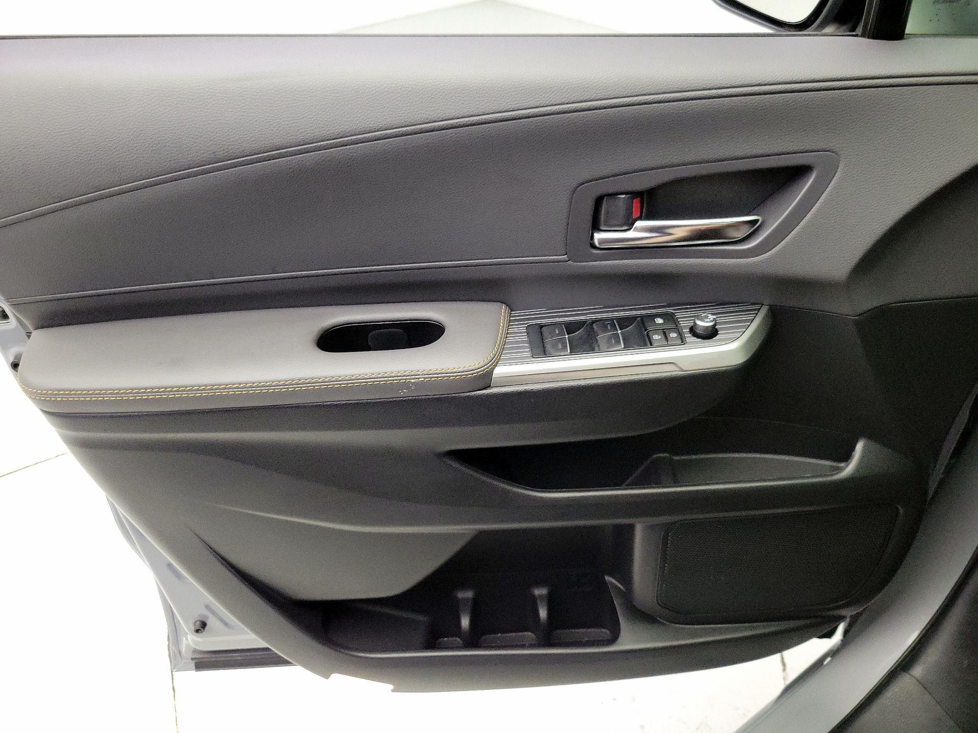 Thumbnail: 2024 Toyota Sienna - 12