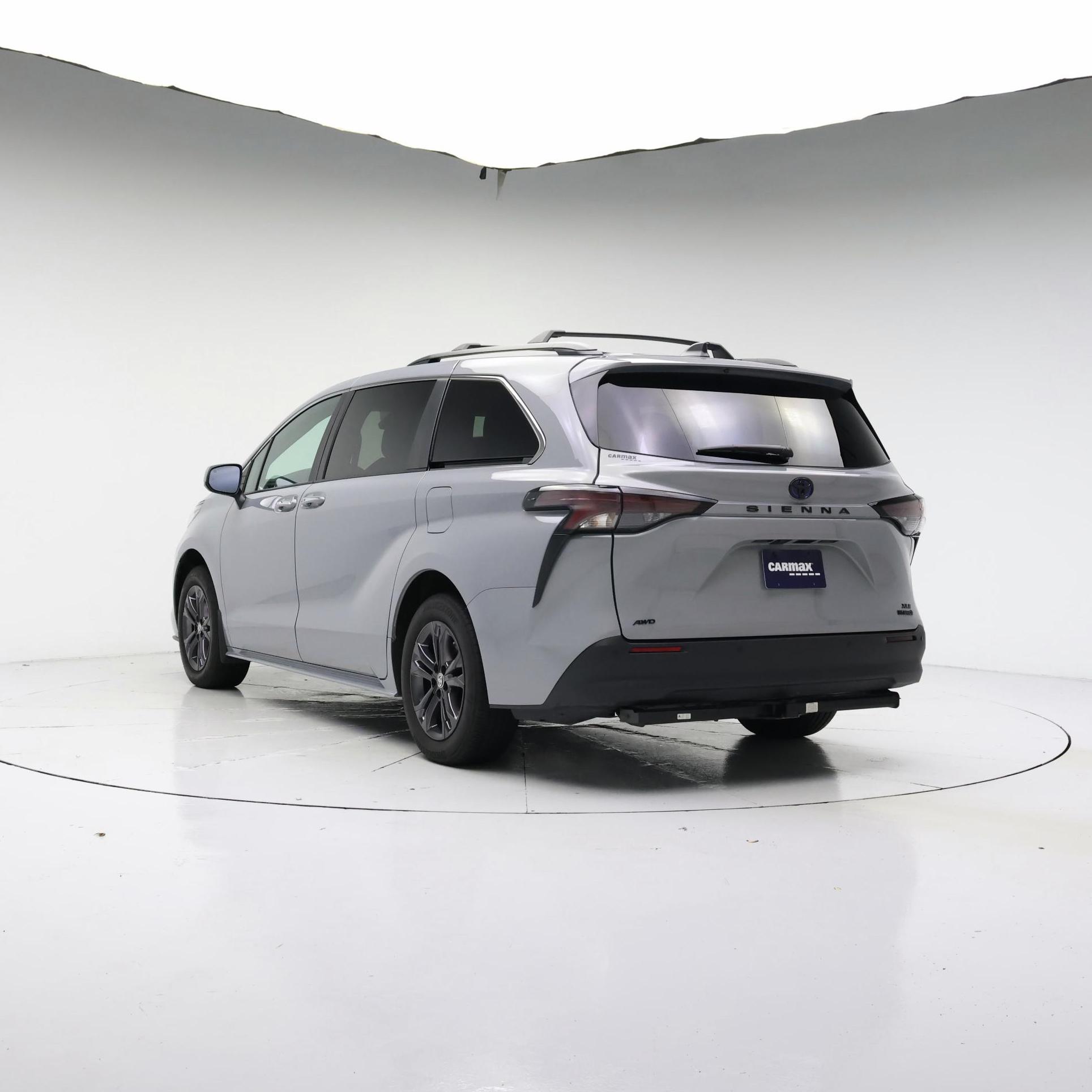 Thumbnail: 2024 Toyota Sienna - 2