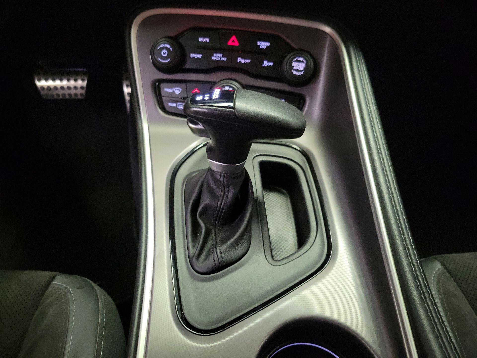 Thumbnail: 2022 Dodge Challenger - 18
