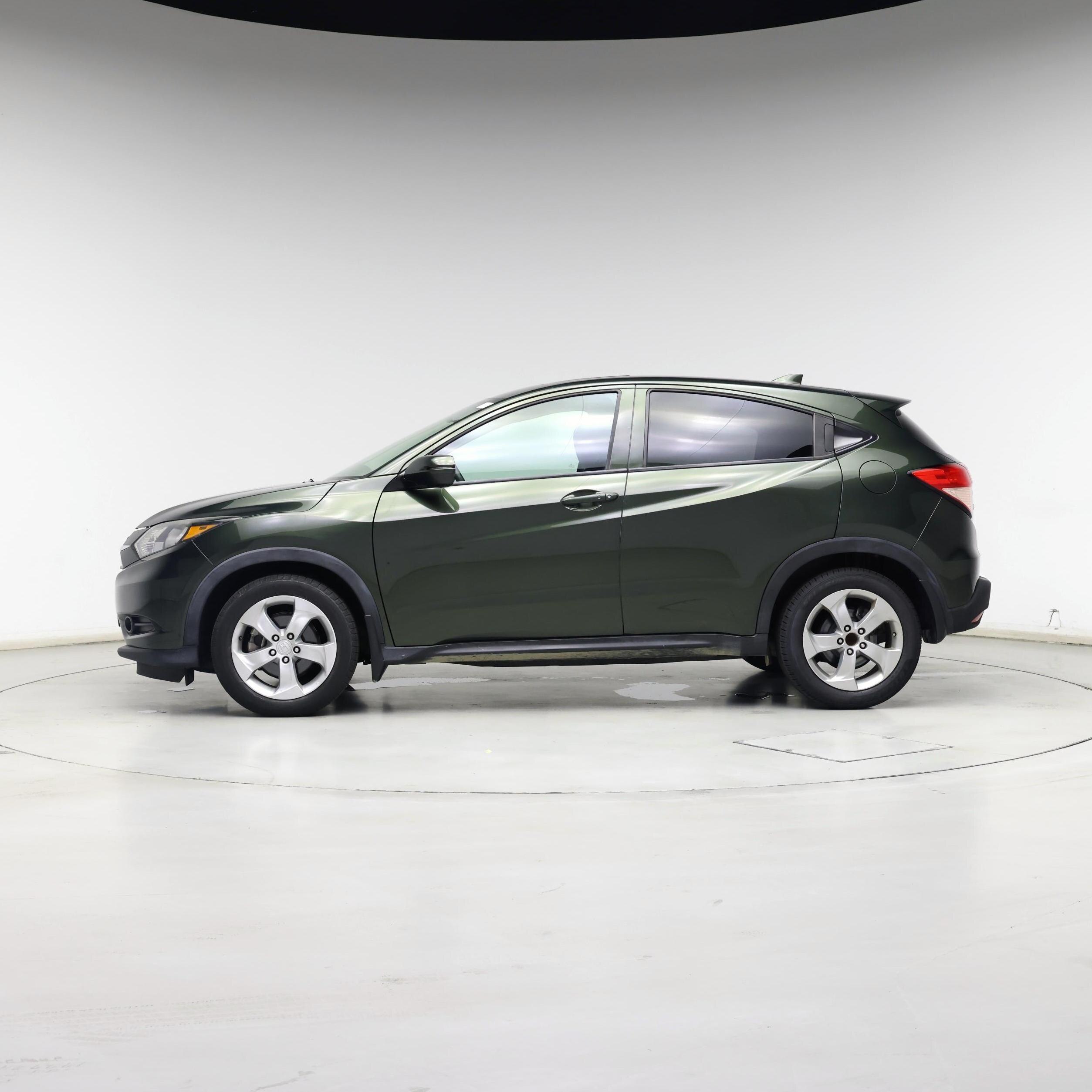 Thumbnail: 2016 Honda HR-V - 3