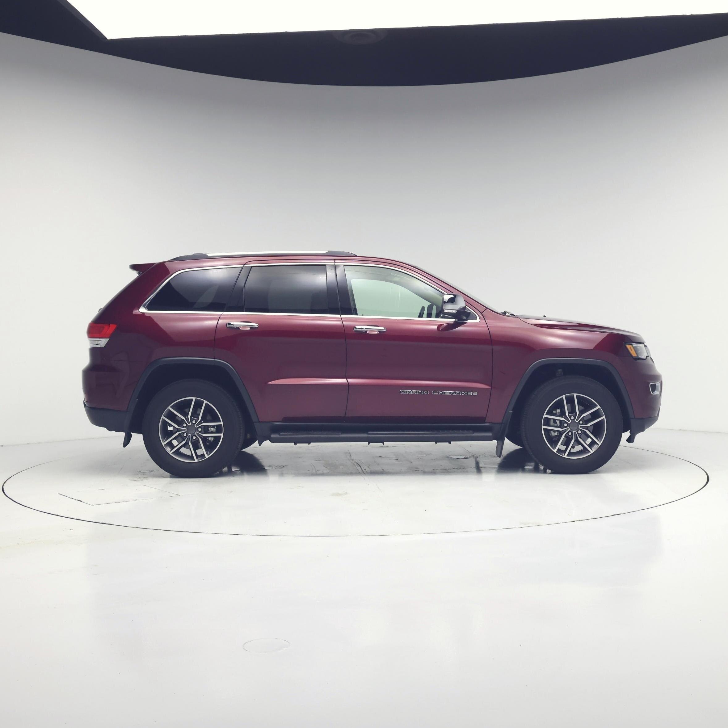 Thumbnail: 2019 Jeep Grand Cherokee - 7