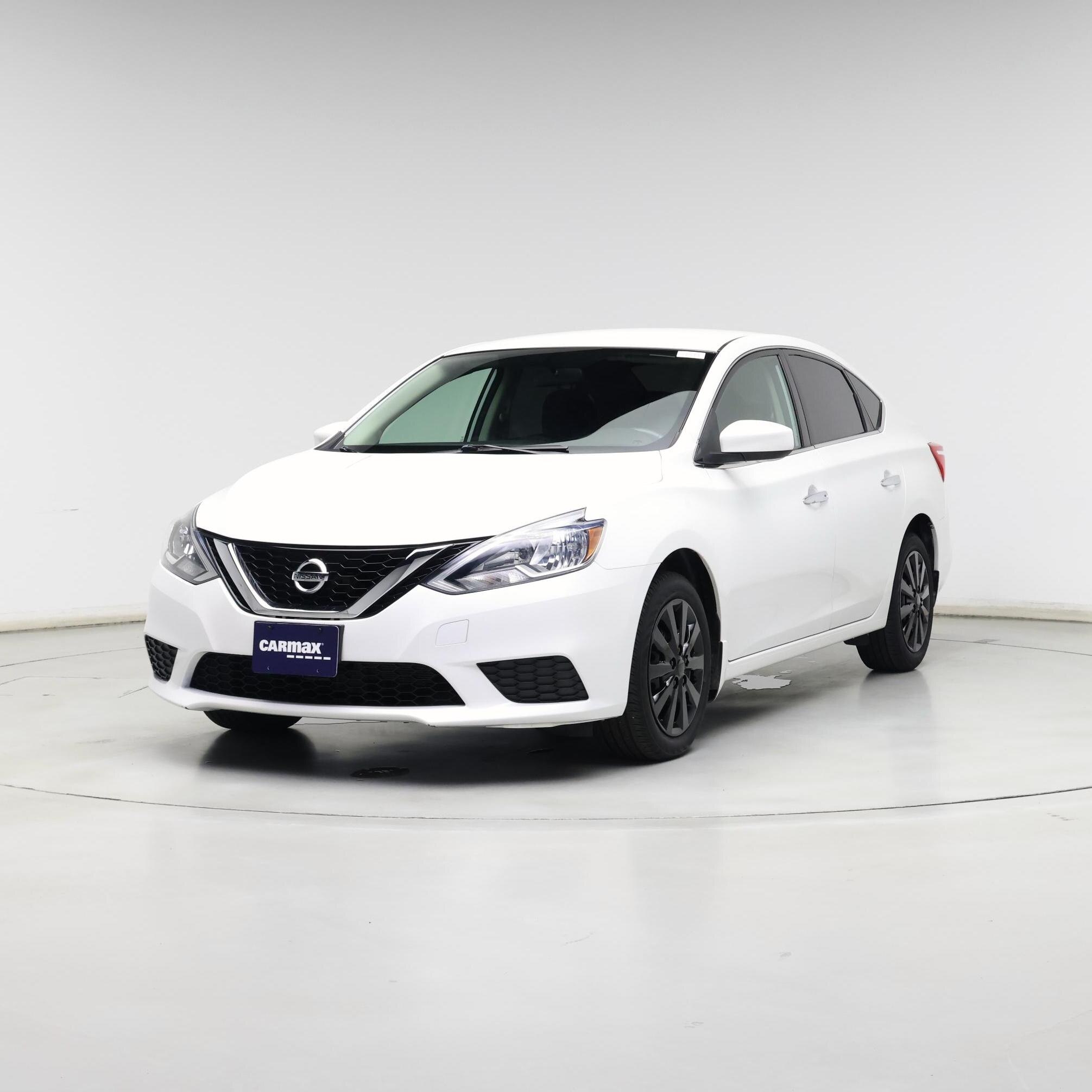 Thumbnail: 2017 Nissan Sentra - 4