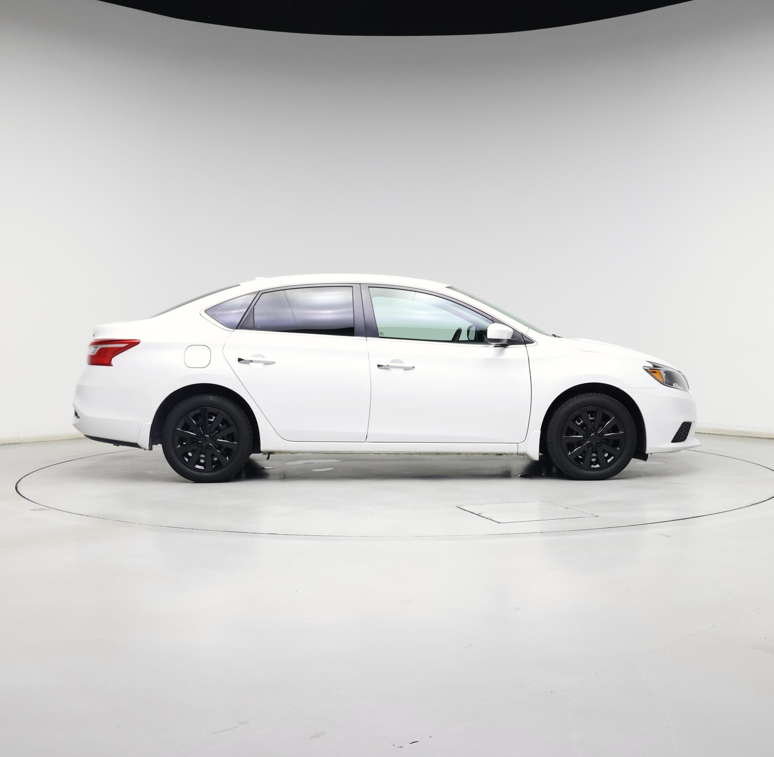 Thumbnail: 2017 Nissan Sentra - 7