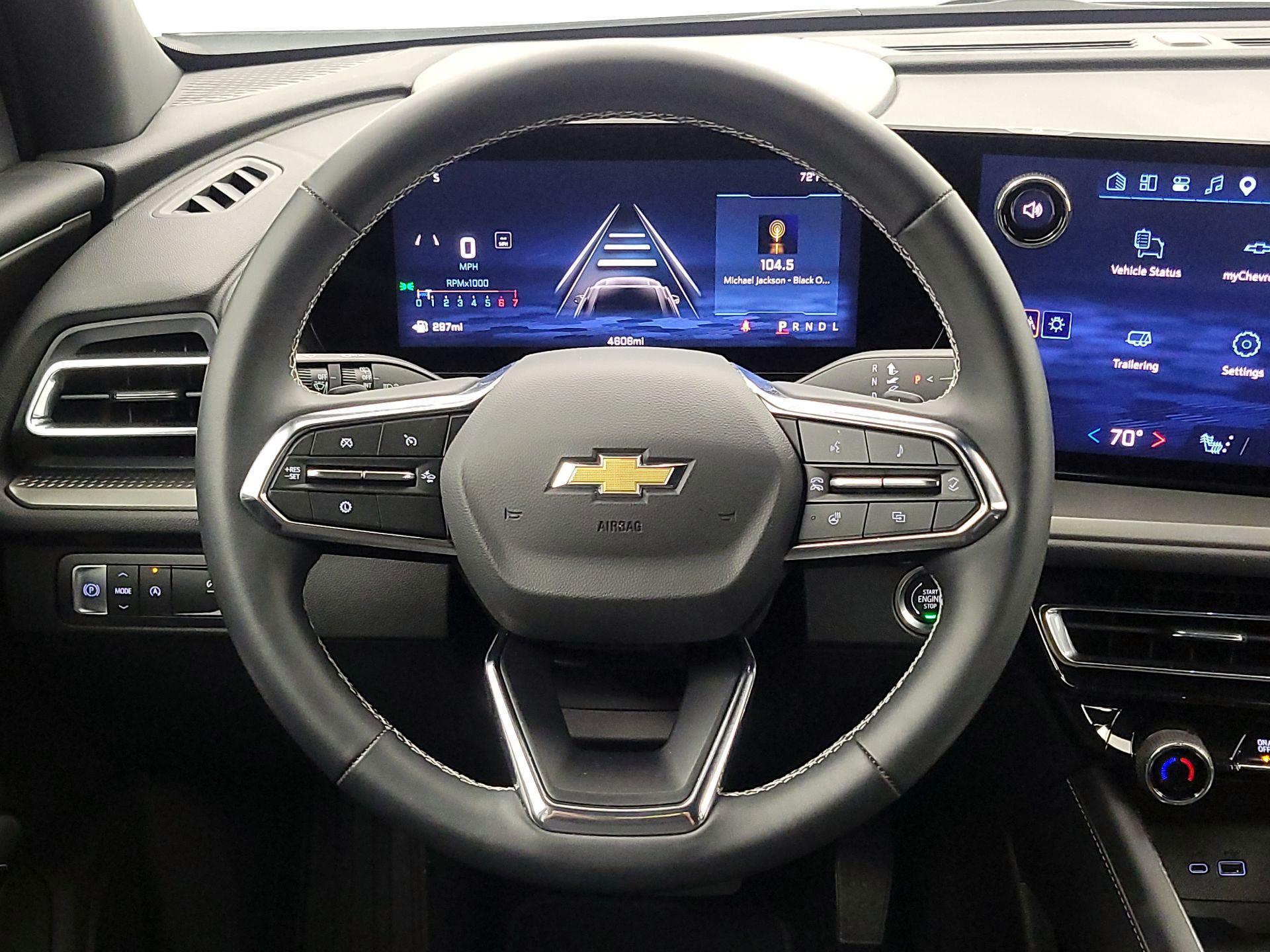 Thumbnail: 2026 Chevrolet Traverse - 10