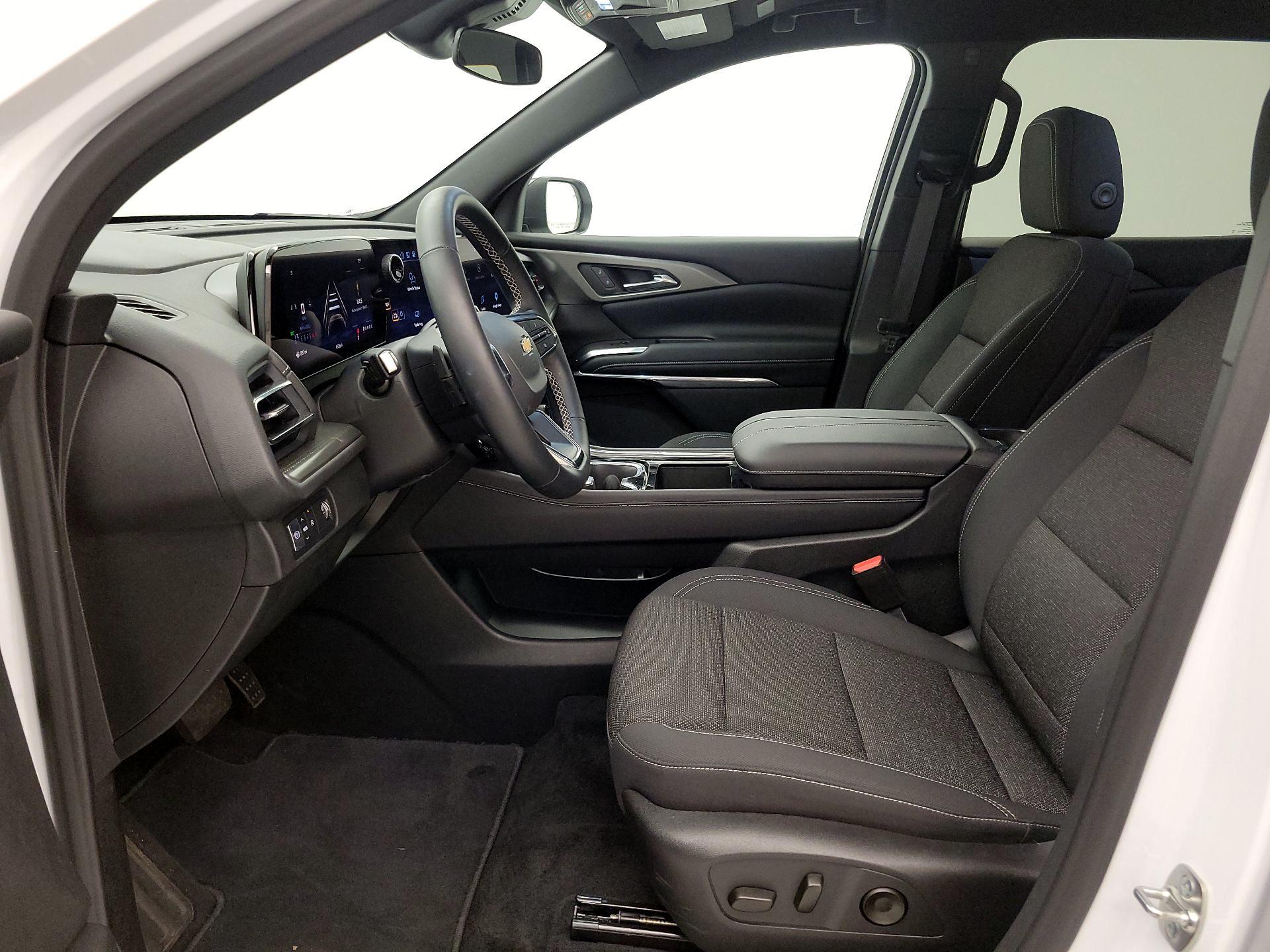 Thumbnail: 2026 Chevrolet Traverse - 11