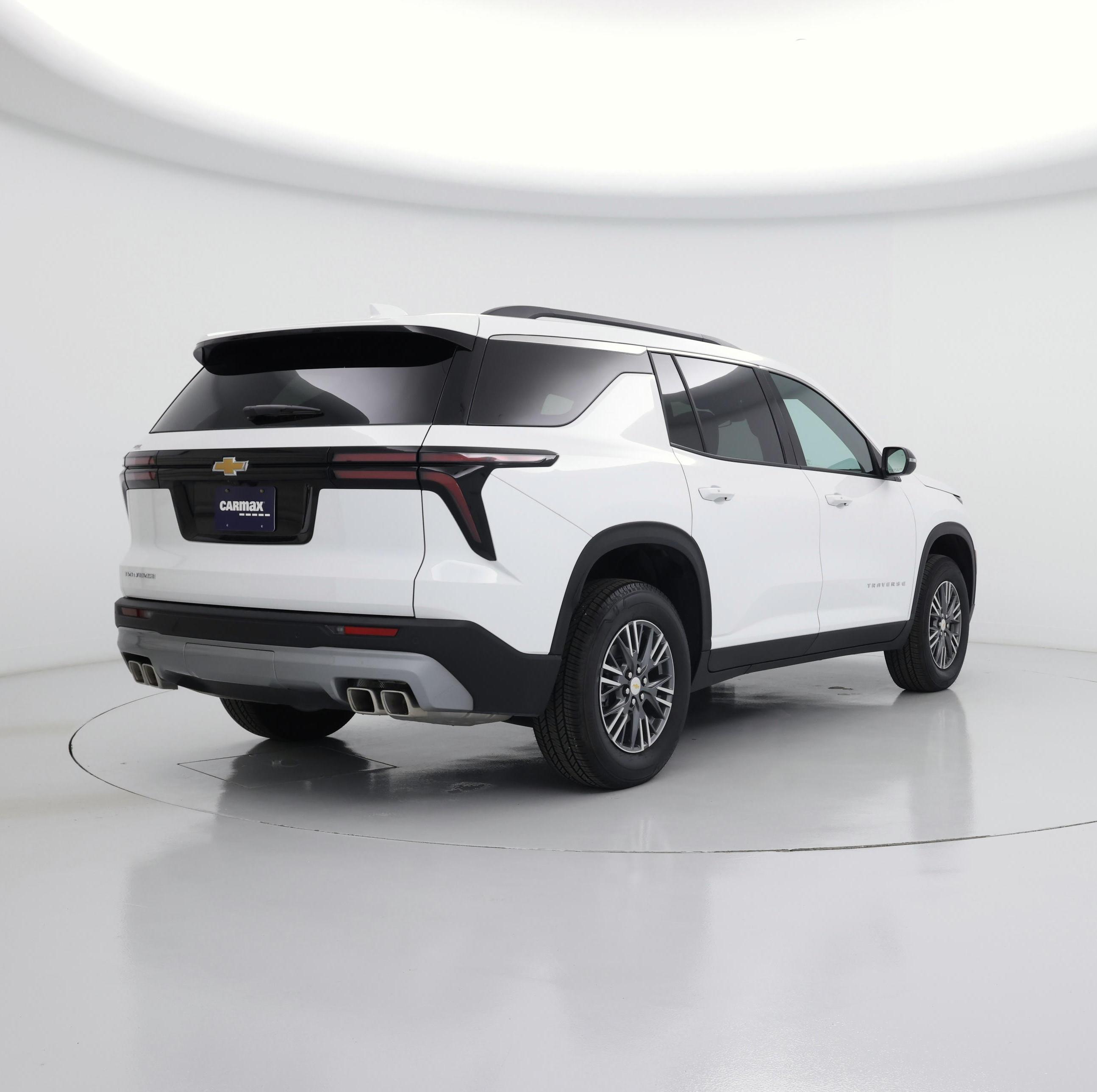 Thumbnail: 2026 Chevrolet Traverse - 8