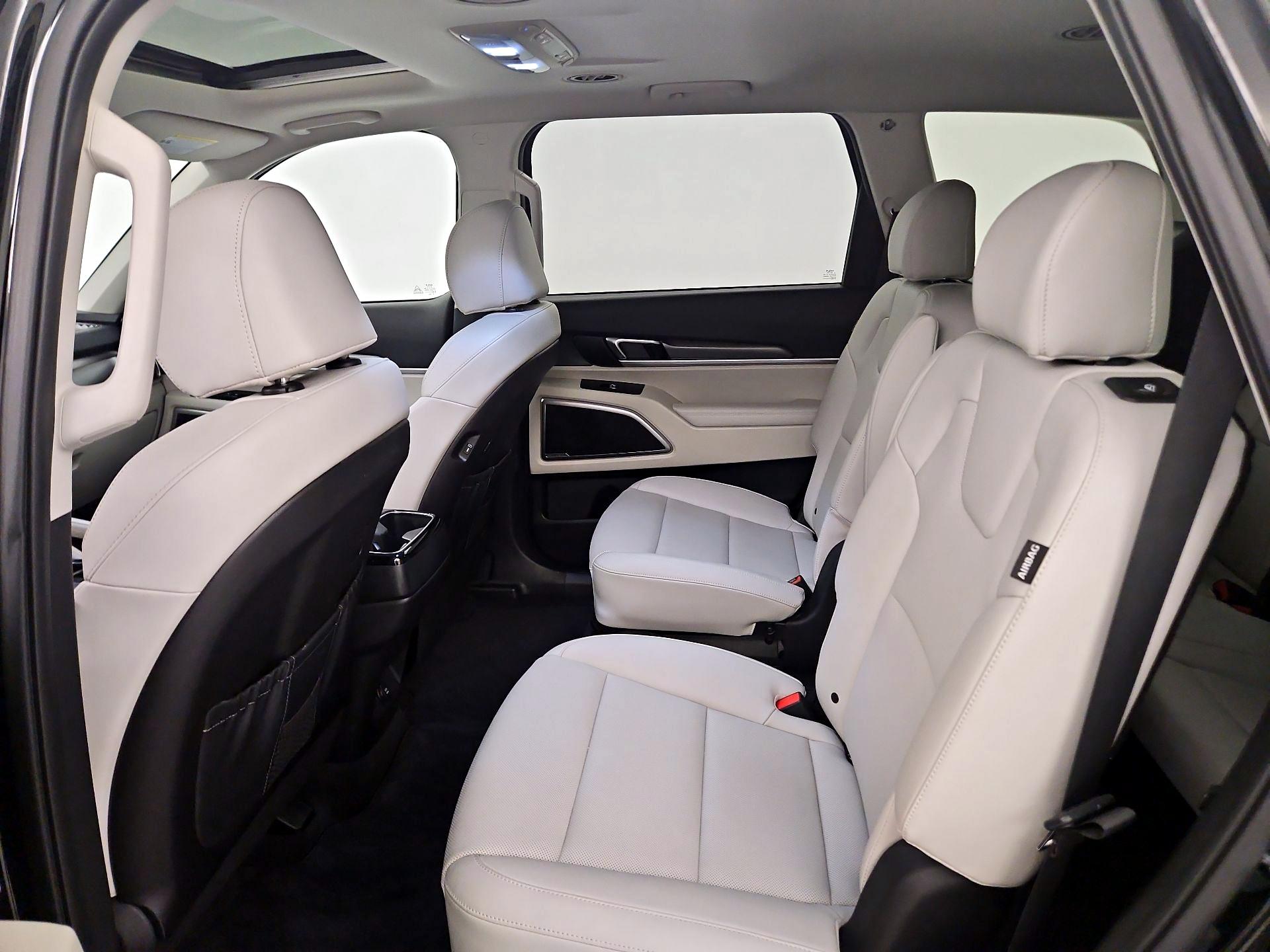 Thumbnail: 2025 Kia Telluride - 19