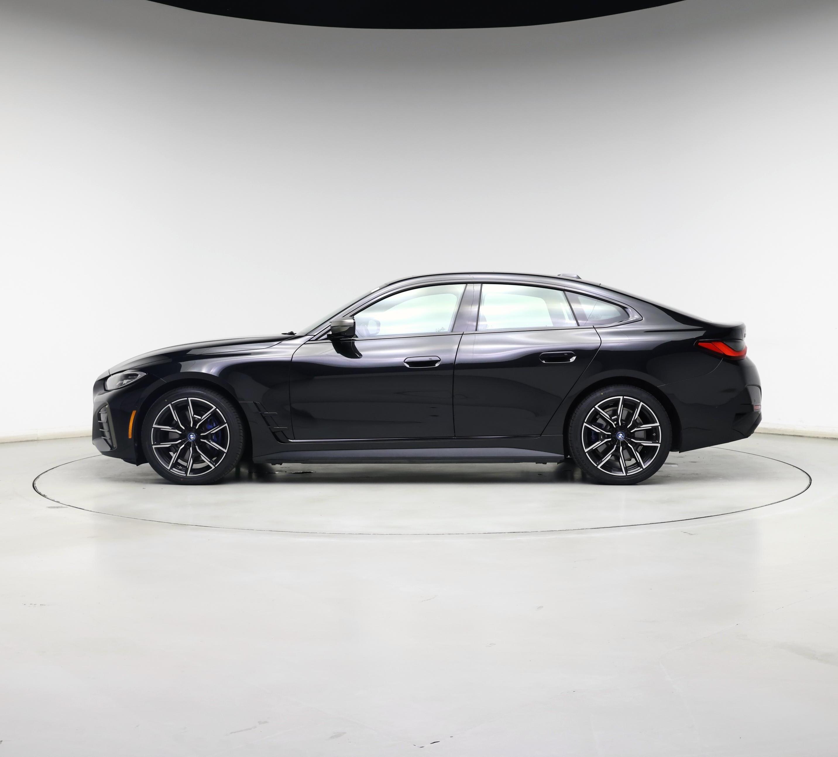 Thumbnail: 2023 BMW i4 - 3