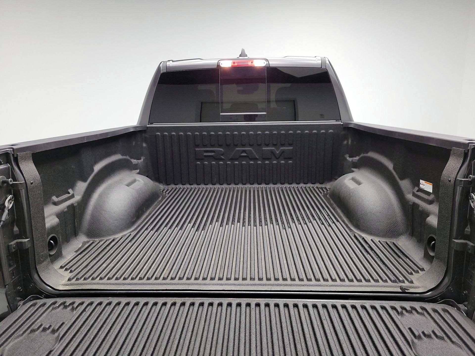 Thumbnail: 2025 RAM 1500 - 19