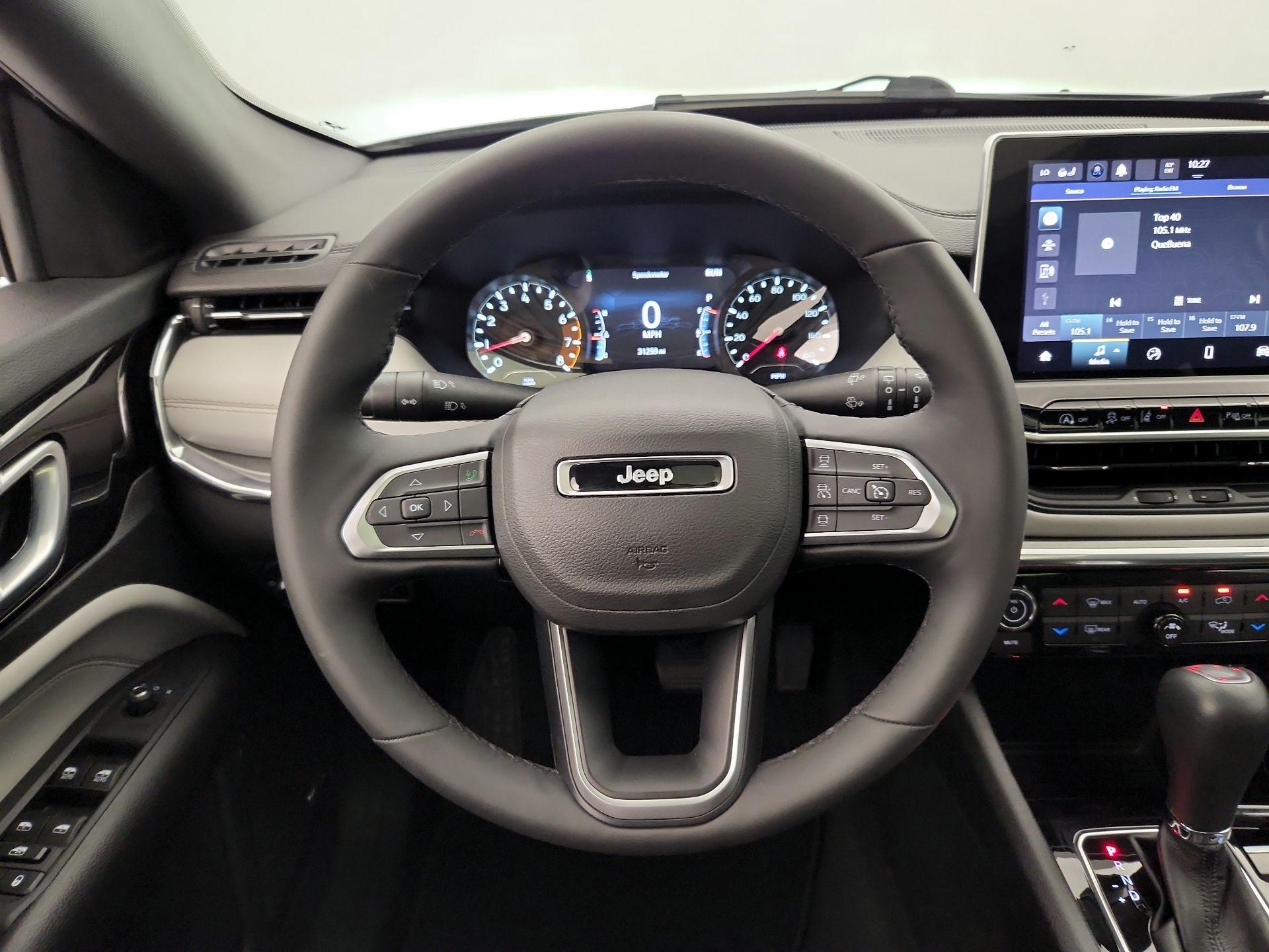 Thumbnail: 2023 Jeep Compass - 10