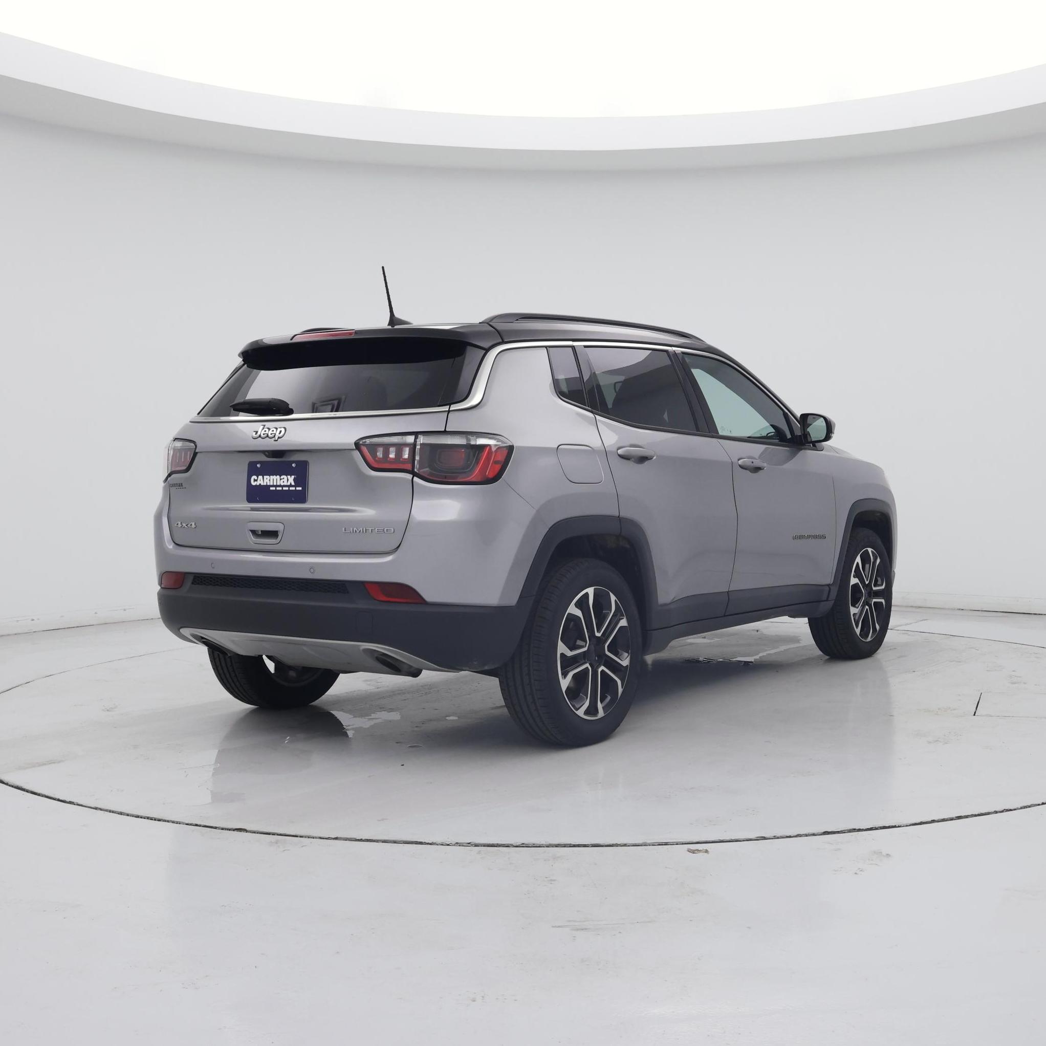 Thumbnail: 2023 Jeep Compass - 8