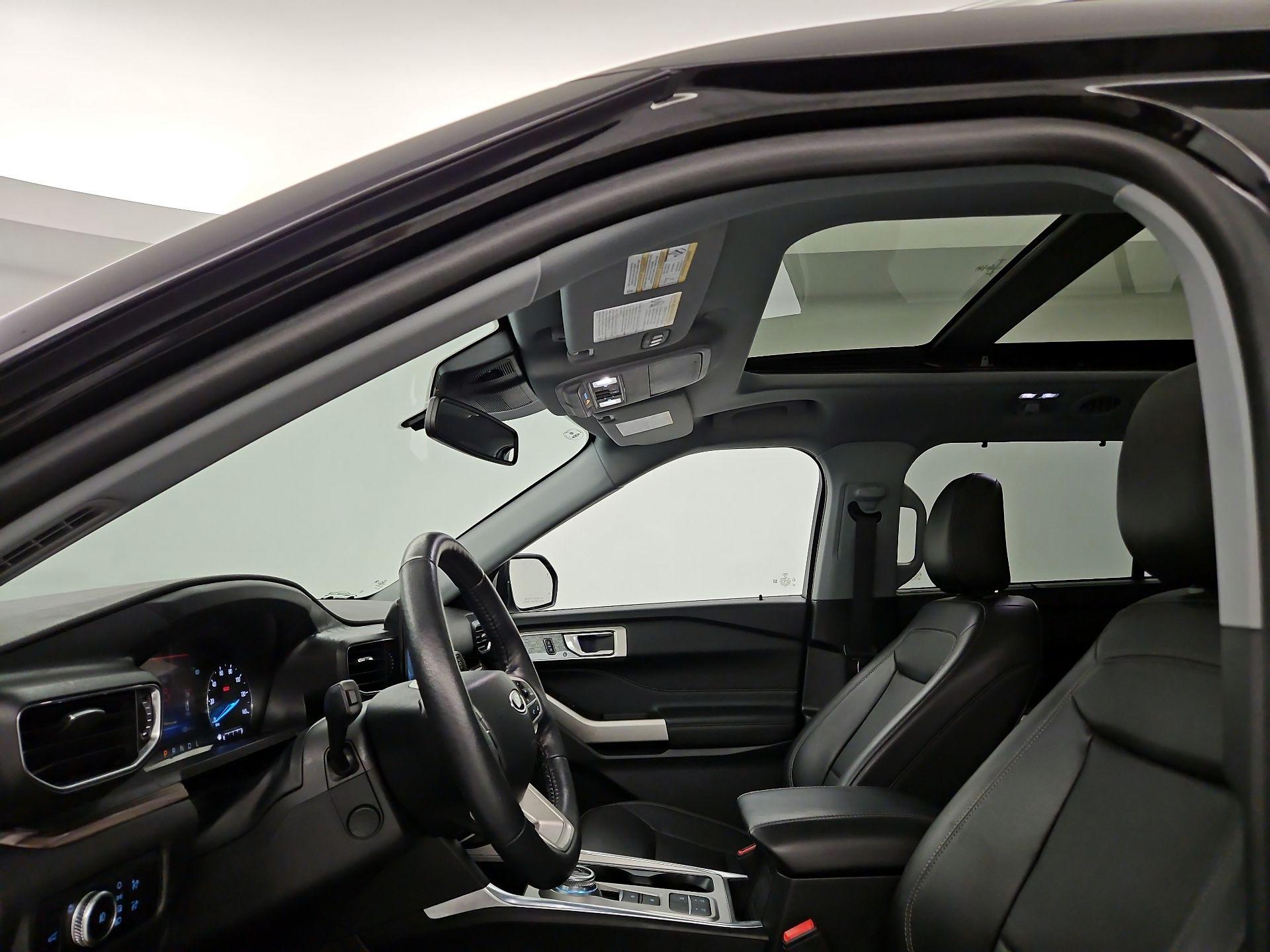 Thumbnail: 2023 Ford Explorer - 18