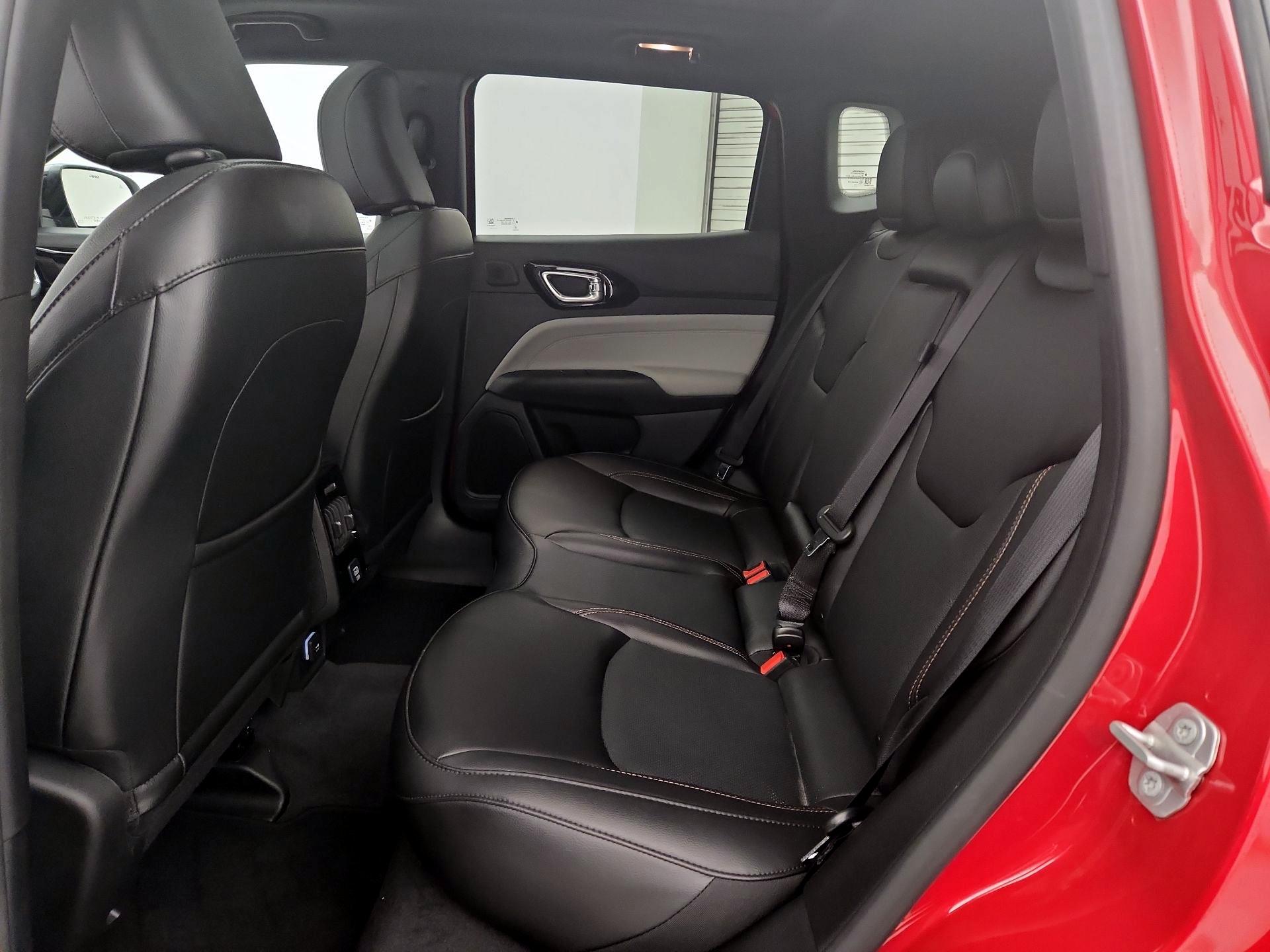 Thumbnail: 2023 Jeep Compass - 20