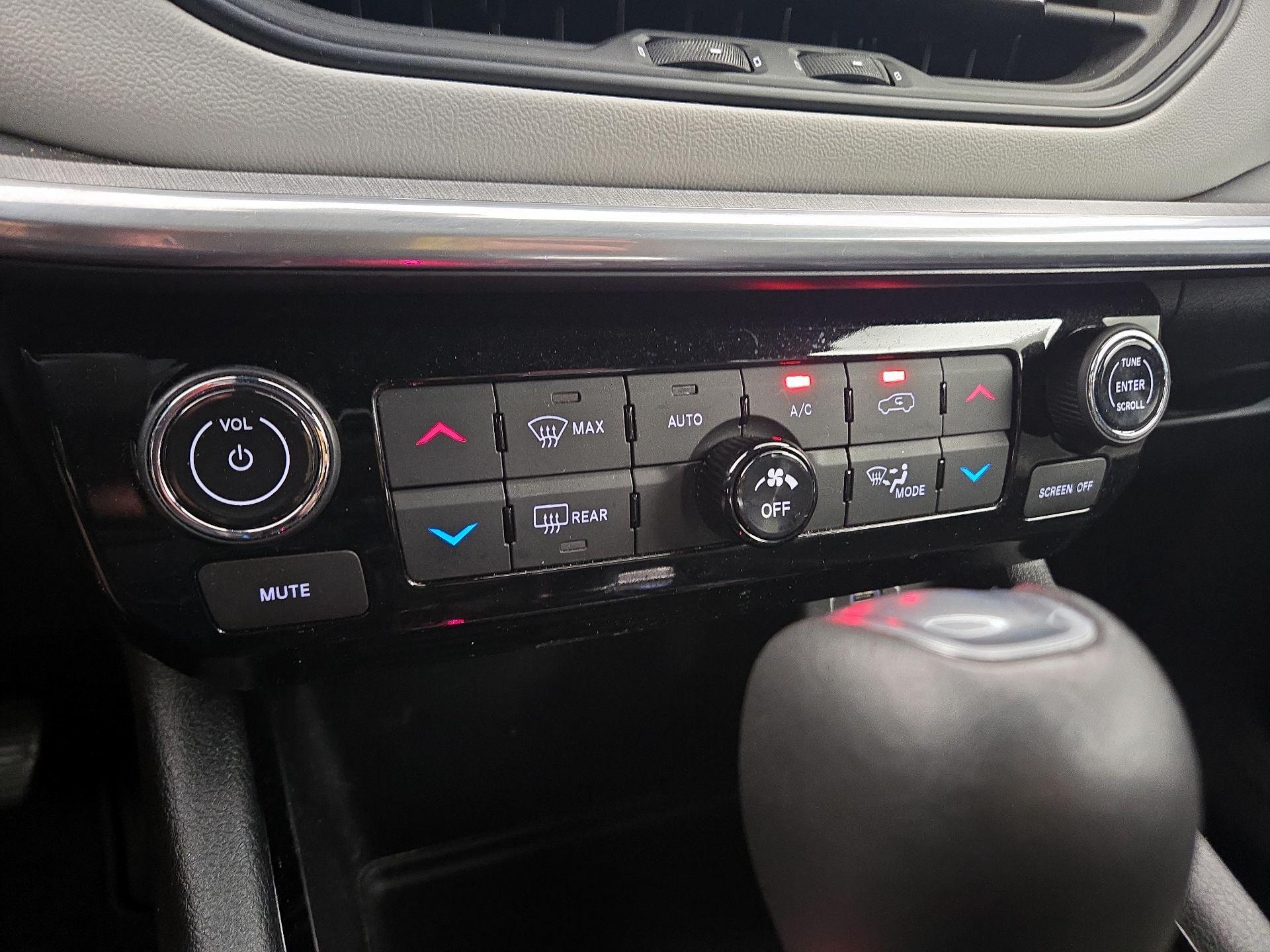 Thumbnail: 2024 Jeep Compass - 16