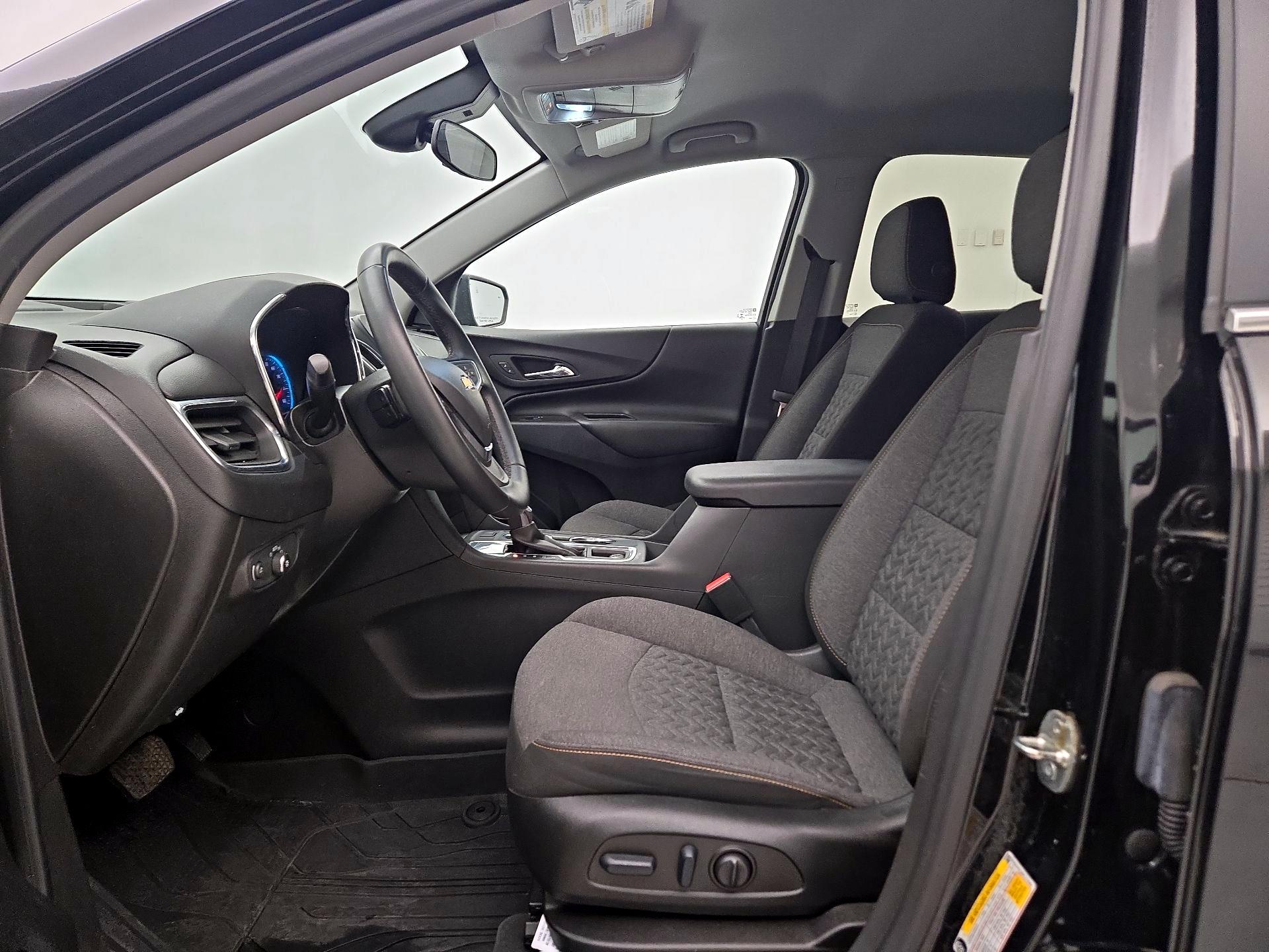 Thumbnail: 2023 Chevrolet Equinox - 11