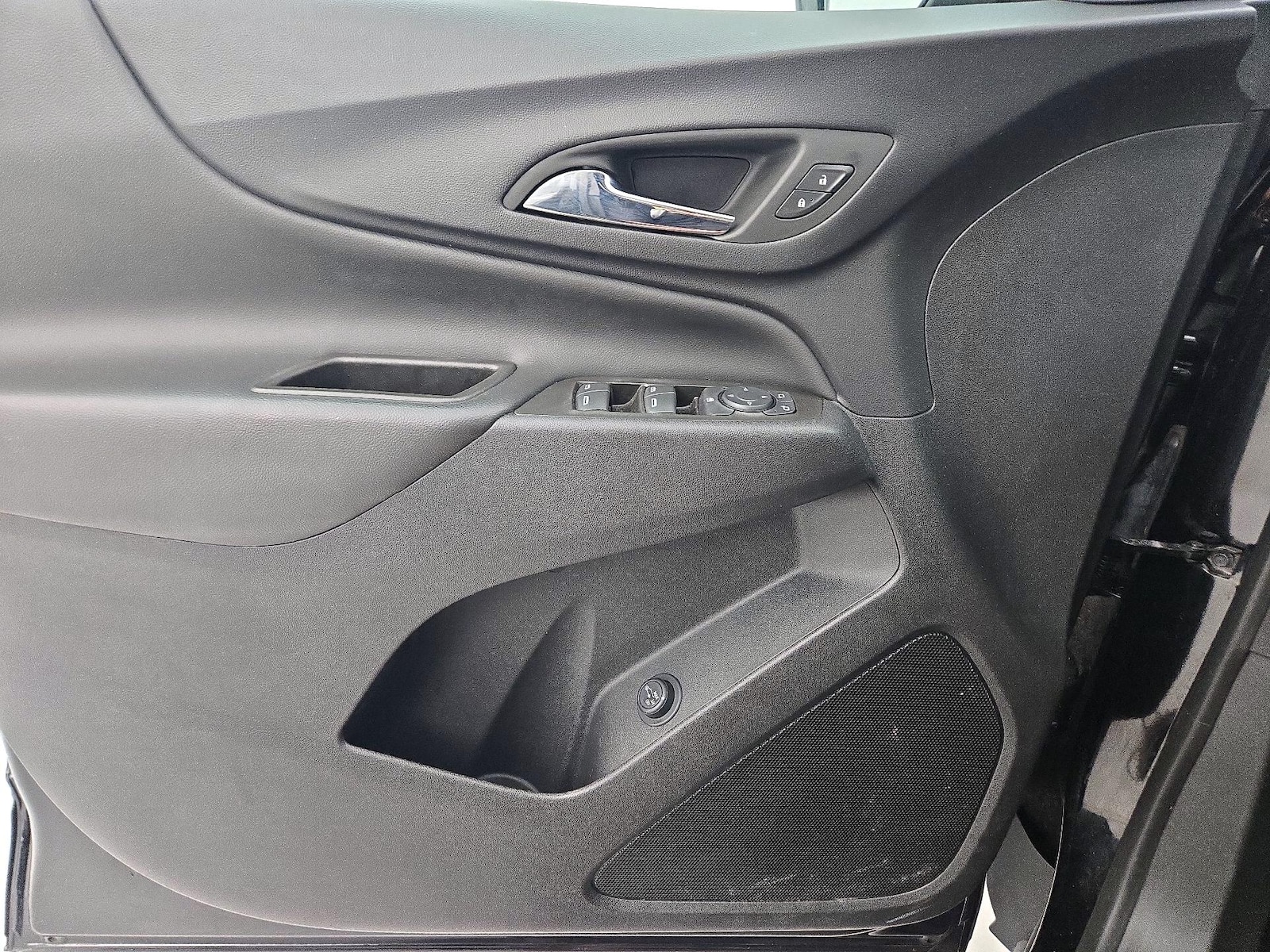 2023 Chevrolet Equinox LT - Photo 13