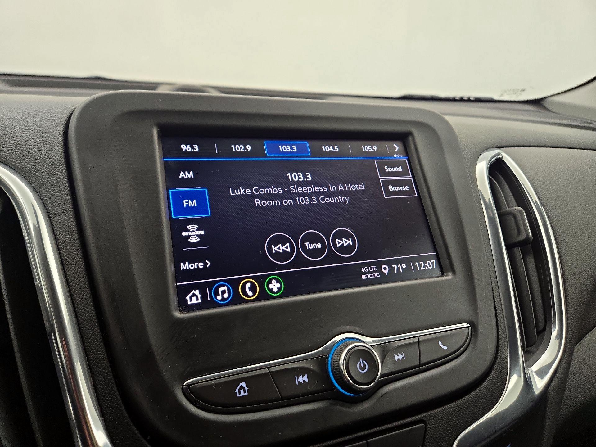 Thumbnail: 2023 Chevrolet Equinox - 15